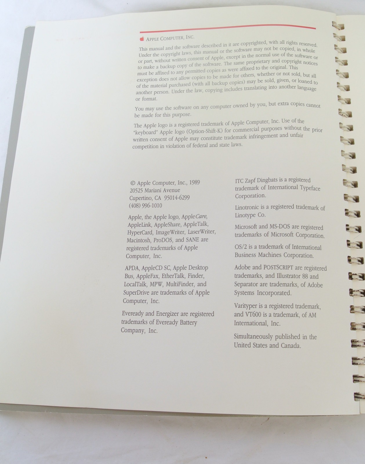Apple Macintosh Portable Computer Manual 030-3280-B Vintage
