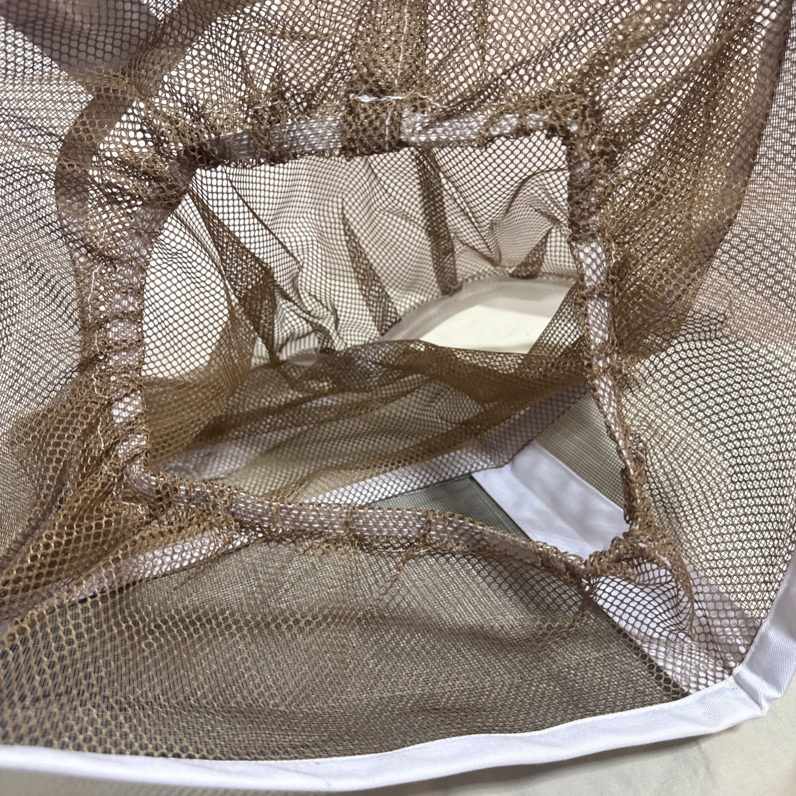 Honey Bee Square Protective Veil Folding For Round Hat! Zipper Bottom! Stained!