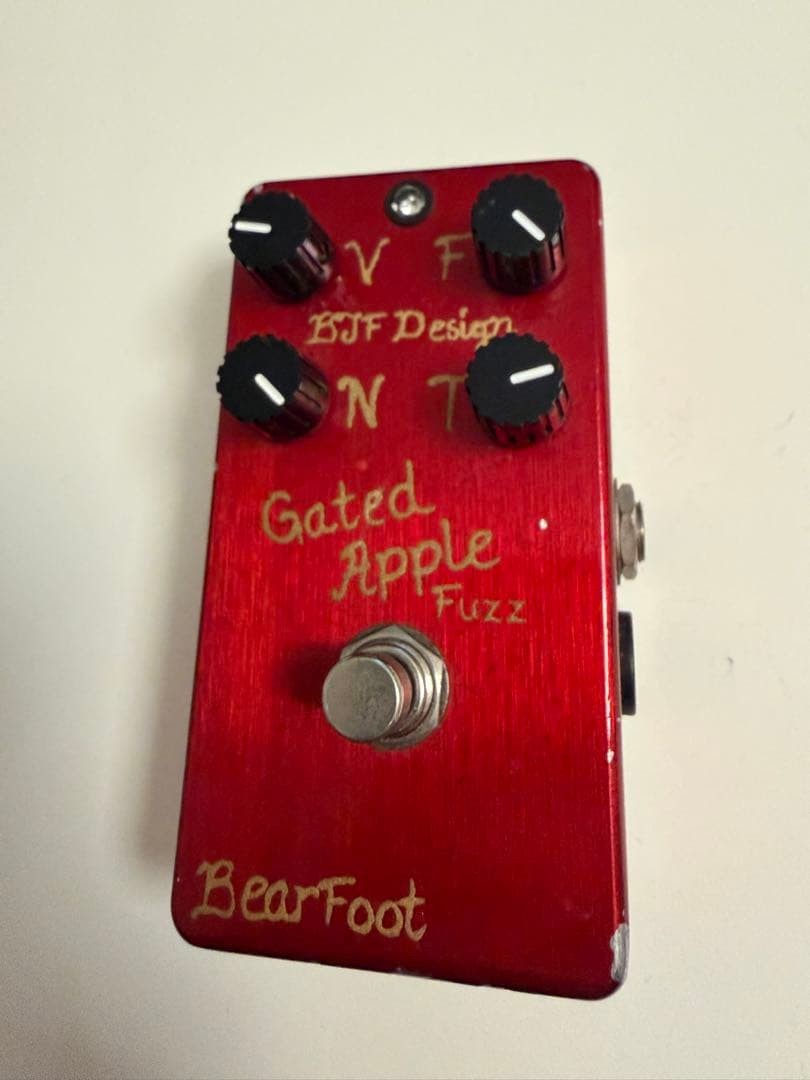 BearFoot Gated Apple Fuzz