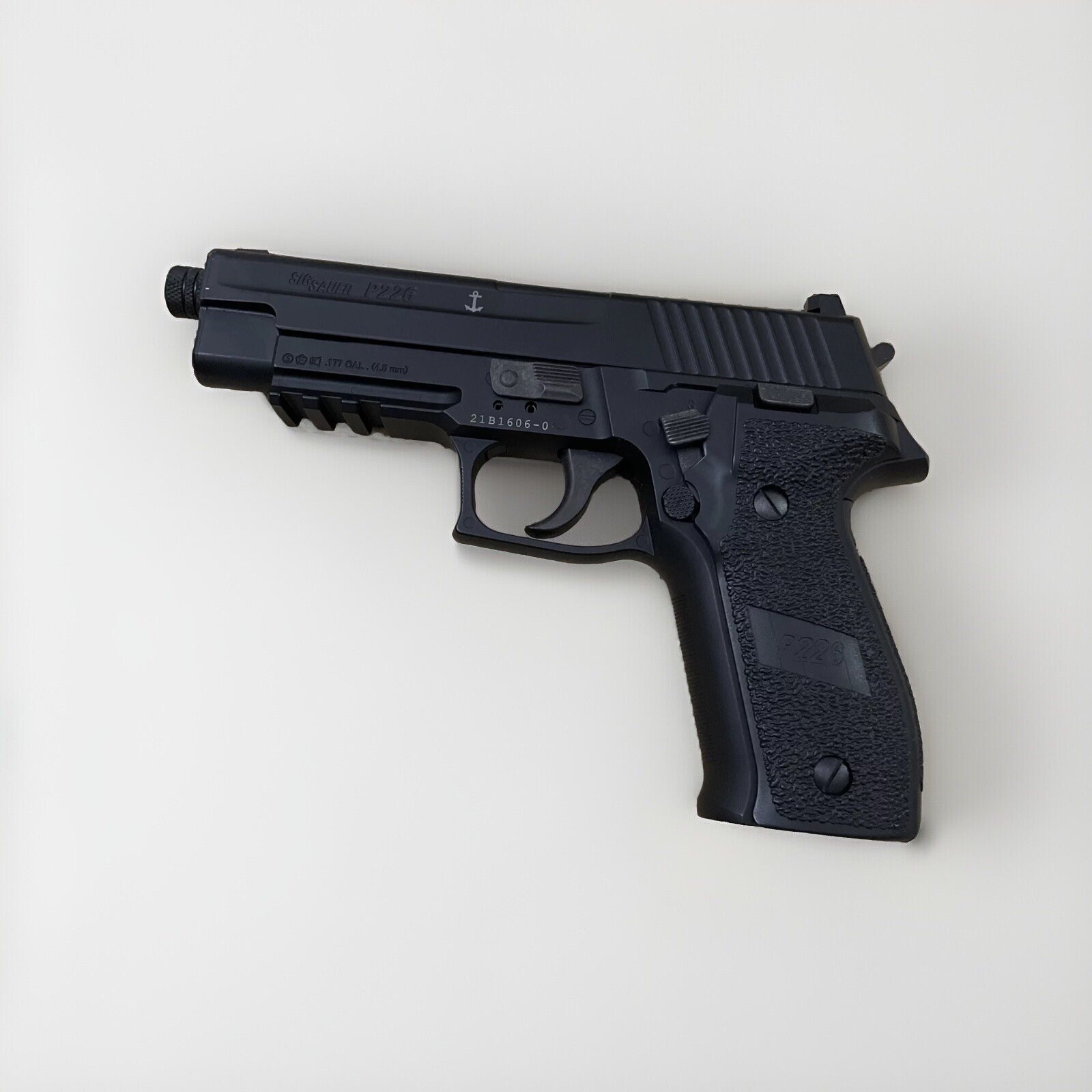 SIG Sauer P226 CO2 Semi-Auto Air Pistol .177 (4.5 mm) Caliber 16 Rounds, Air Gun