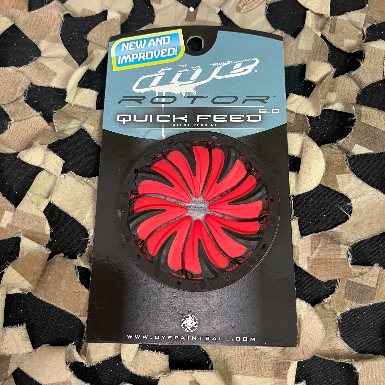 NEW Dye Rotor Quick Feed Lid 6.0 - Black/Red