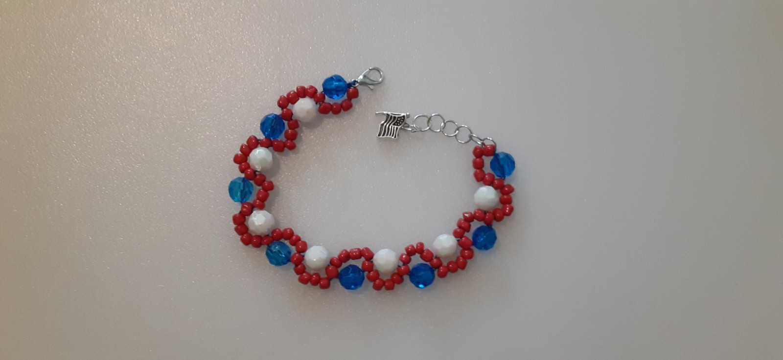 HANDMADE BEADED BRACELET