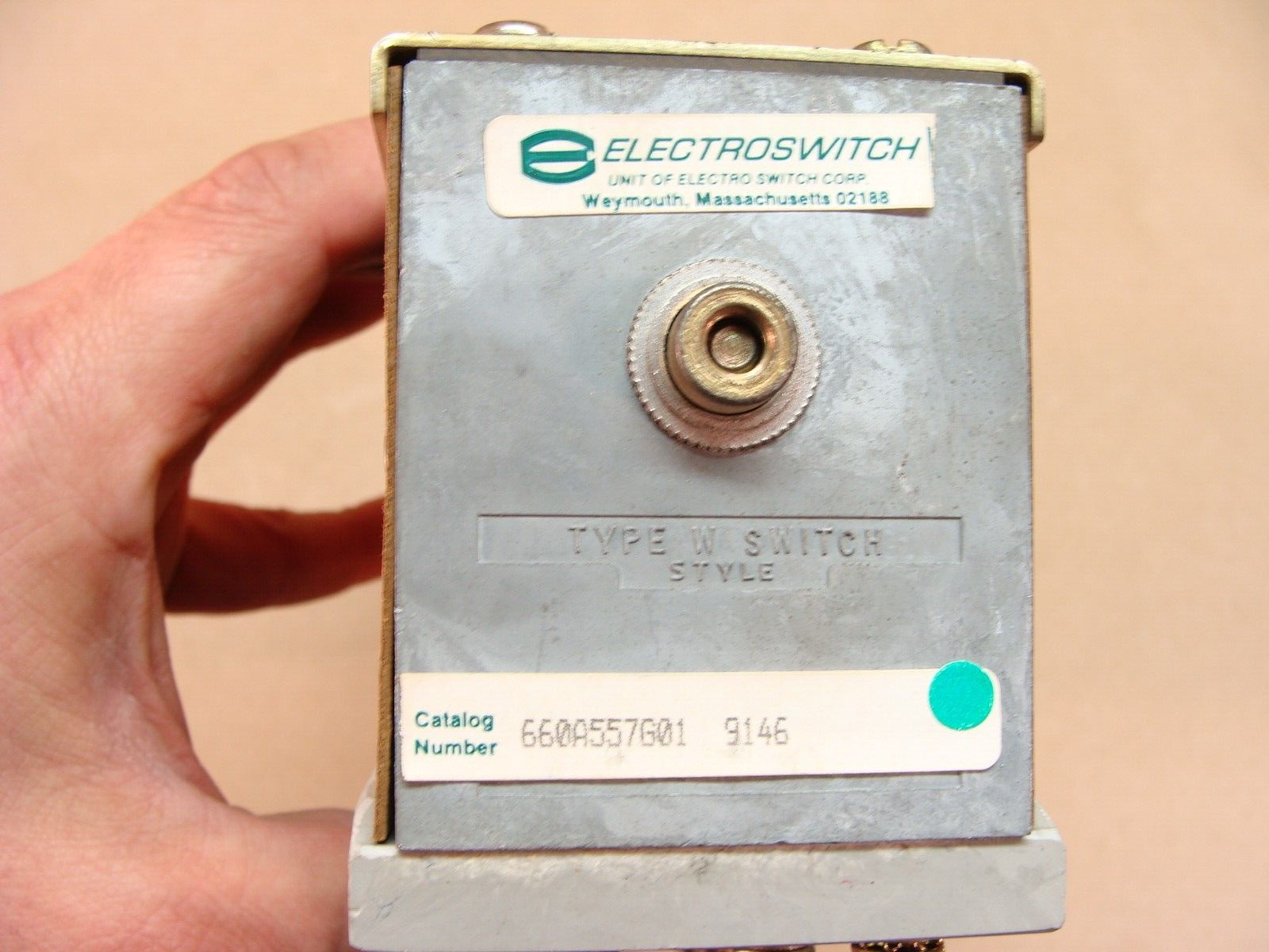 NEW ELECTROSWITCH rotary switch 16 pin type W 660A557G01
