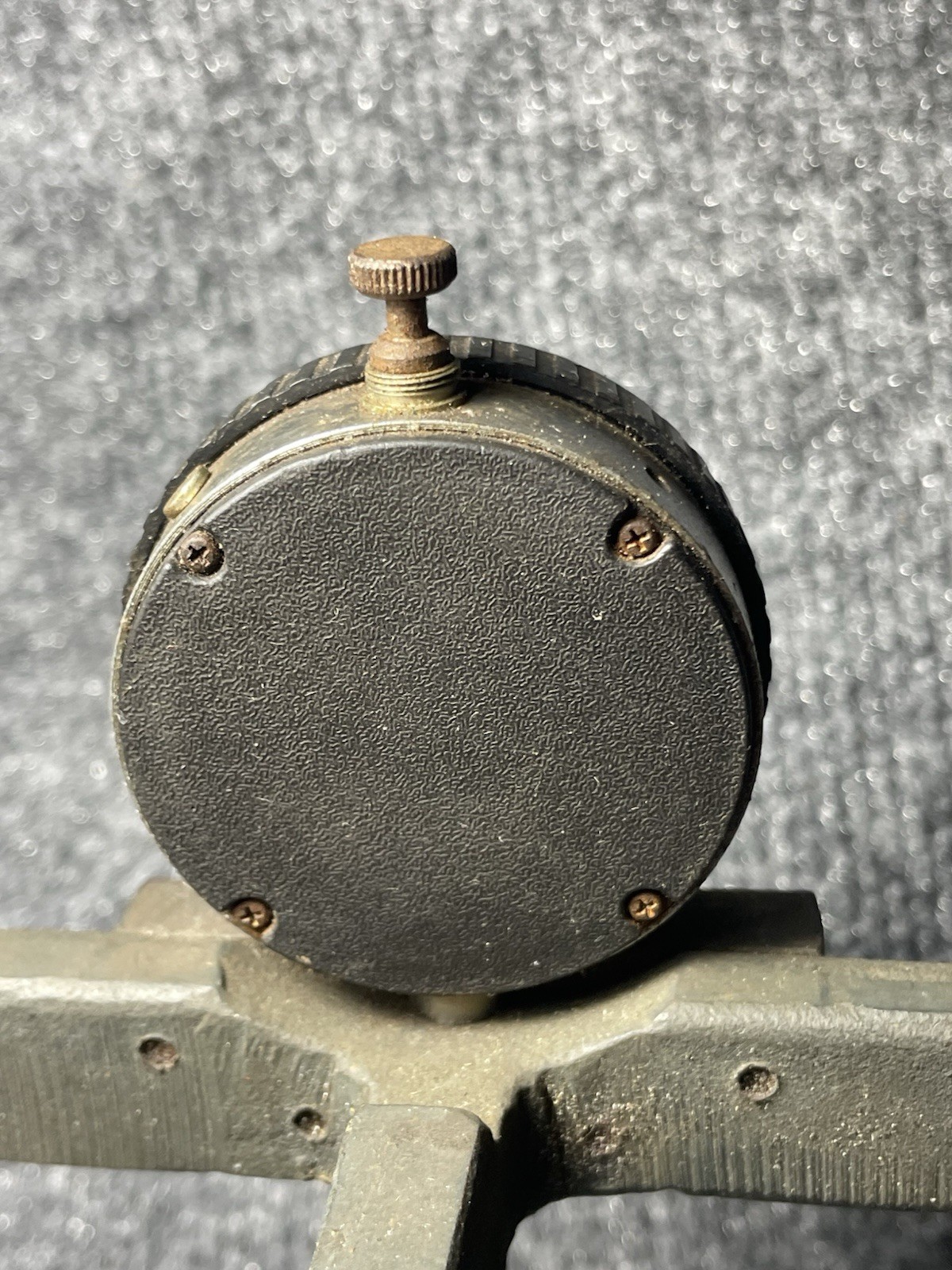 Mitutoyo No. 2416F Dial Indicator On Heavy Tripod Base (Note Rust)