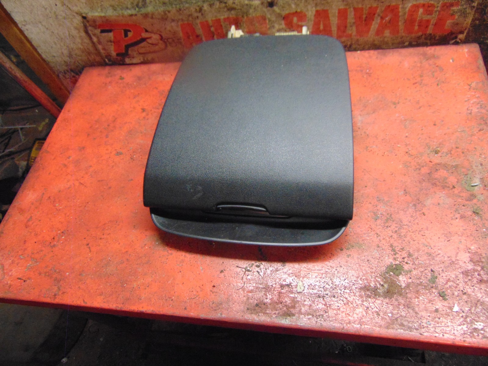 08 07 06 05 03 04 Subaru Forester oem dash board storage cubby compartment