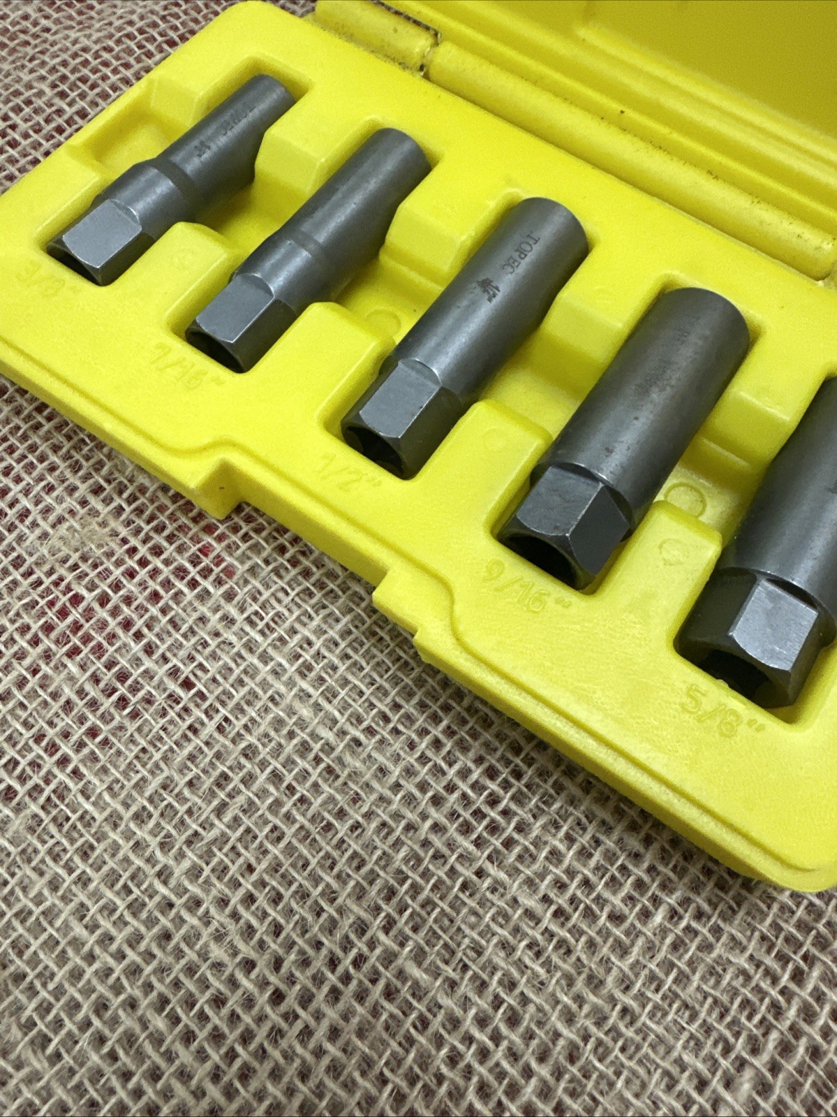 TOPEC 5-Piece Spiral Type Deep Extractor Set, Spark Plug Easy-out Set.