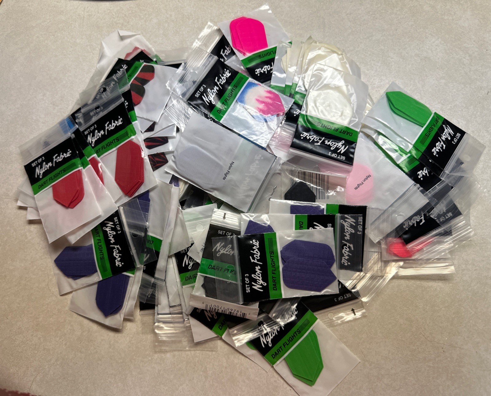 100 Sets of 3 Nylon Fabric Dart Flights Standard Size Random Lot Assortment 300