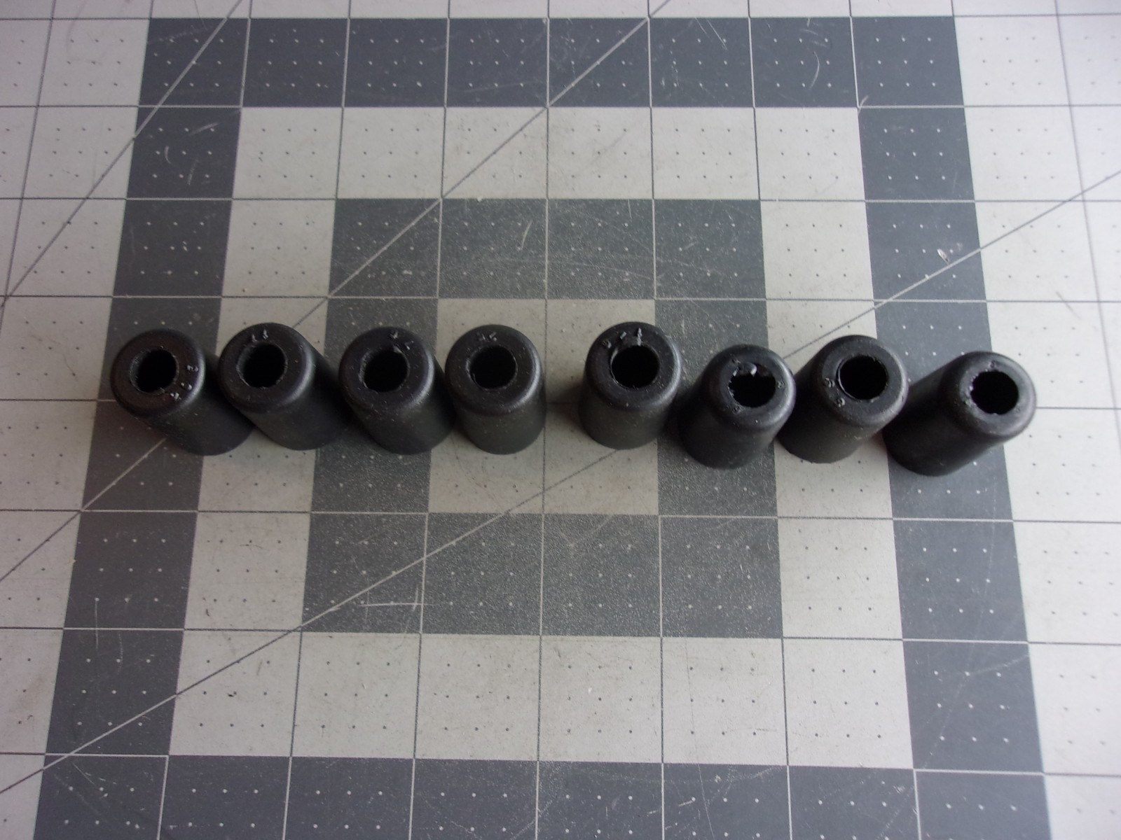 TRW MV1677 (8) Valve Stem Seals