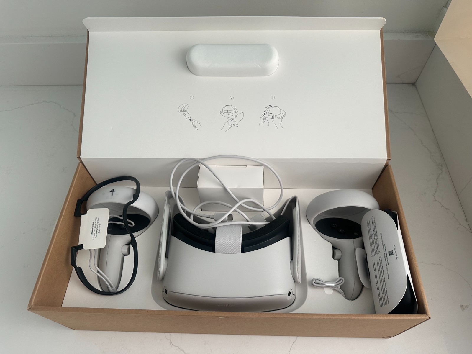 Oculus Quest 2 256GB + 2 Controllers Tested and Works