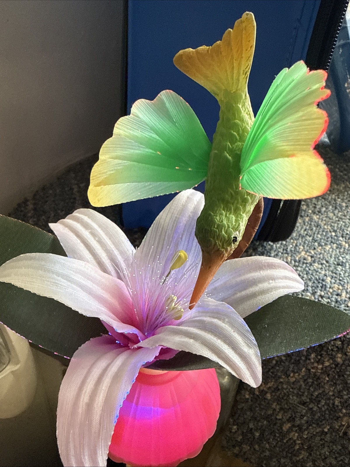 Hummingbird And Flower Plug In Nightlight