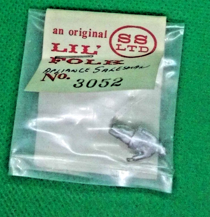 Scale Structures Ltd., Lil' Folk HO #3052 Appliance Salesman - More Below
