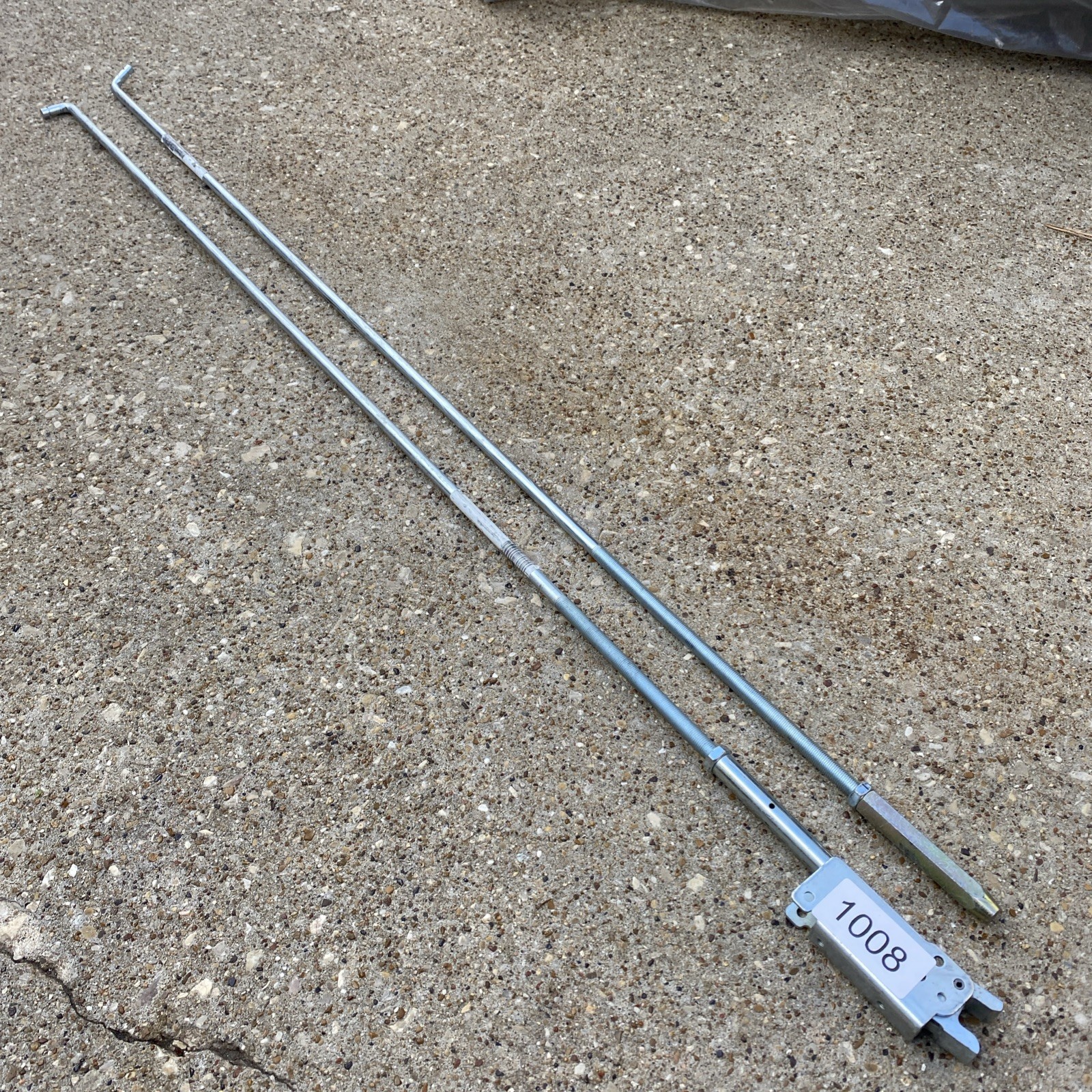first choice 3690 Concealed Vertical Rod Latch