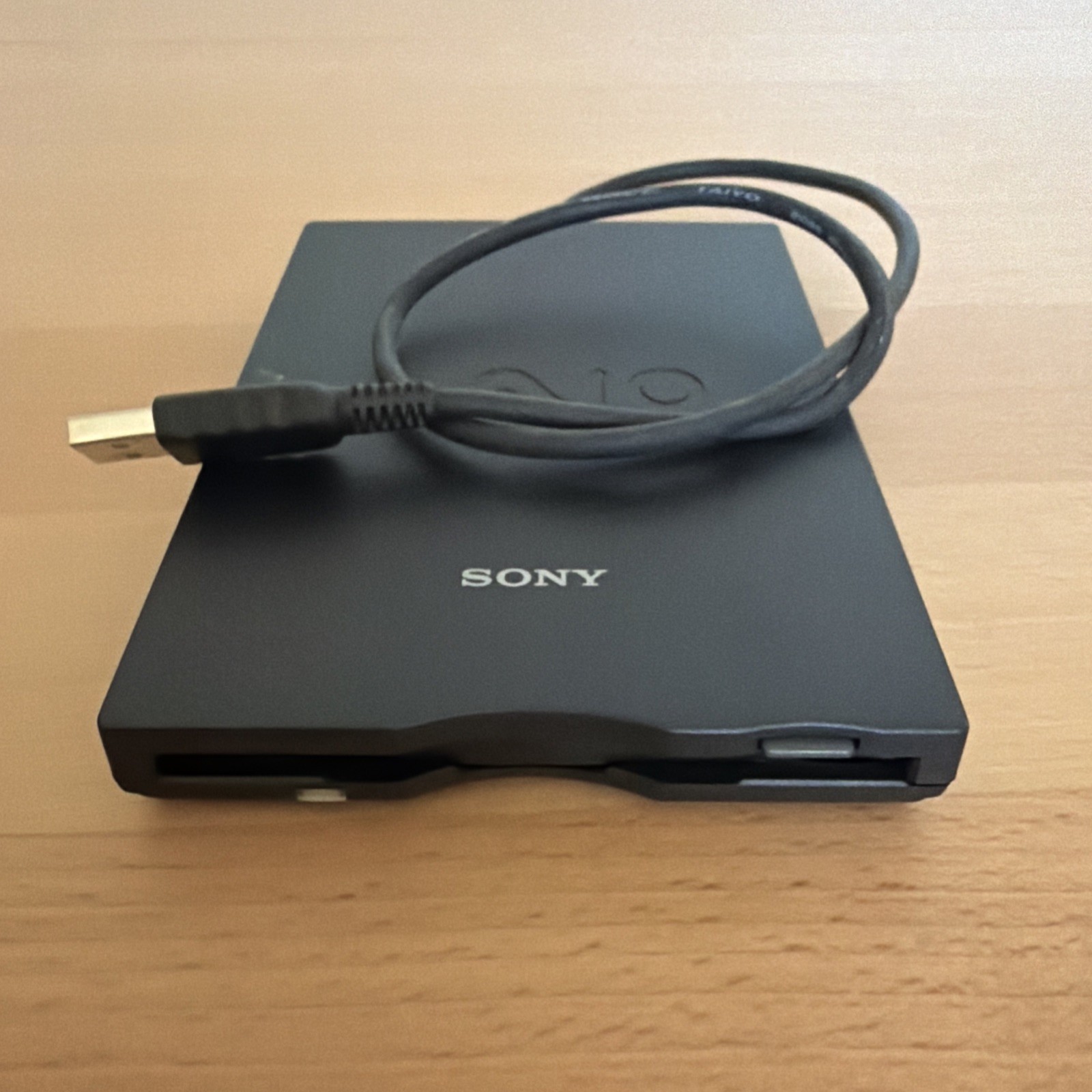 SONY Vaio VGP-UFD1 BK Bus-Powered USB Floppy Disk Drive External Tested