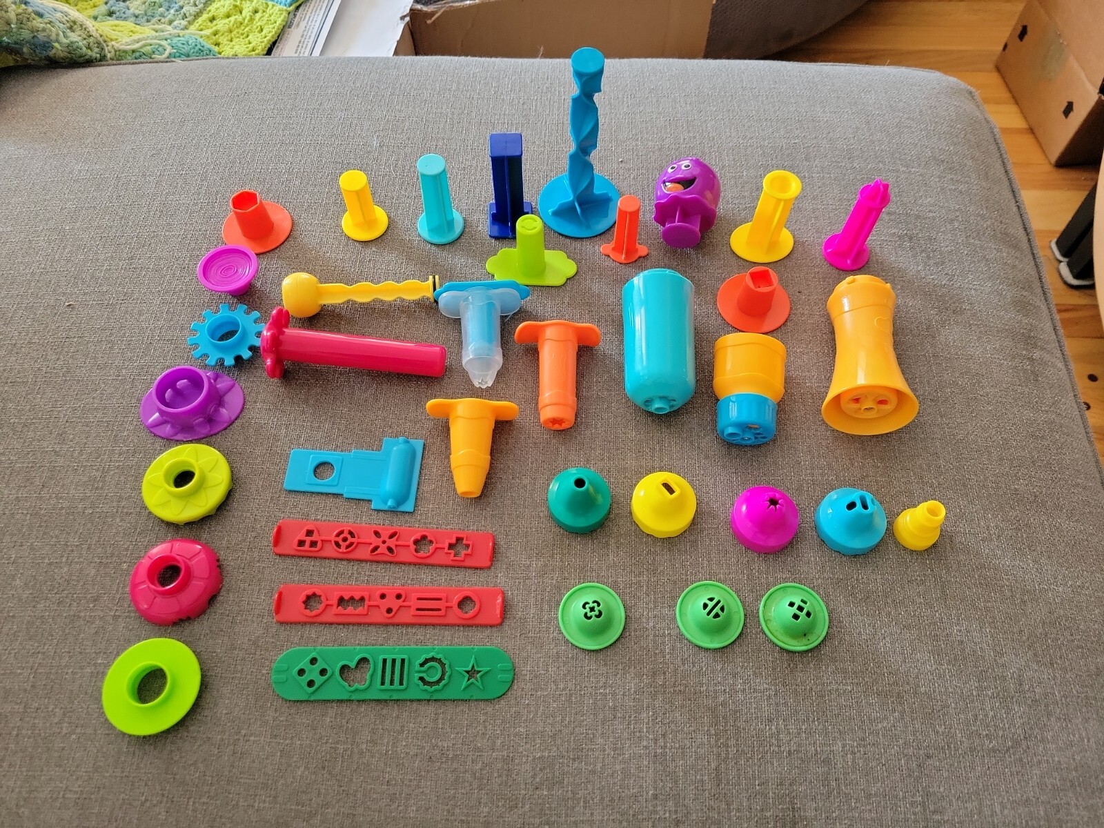 Lot of Play Doh Dough Accessories Stamps Press Tips 35+ pieces