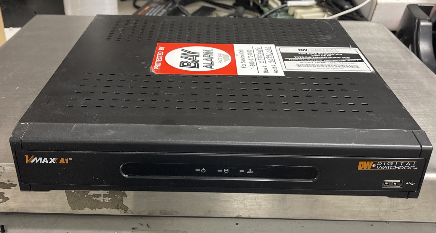 DIGITAL WATCHDOG VMAX A1 DW-VAONE8 Digital Video Recorder 8-Channel Console 2TB