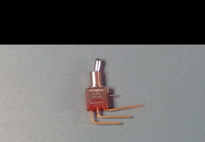 LOT OF (10) NEW C & K SWITCH TOGGLE SPDT 0.4VA 20V T108MH9AVBE