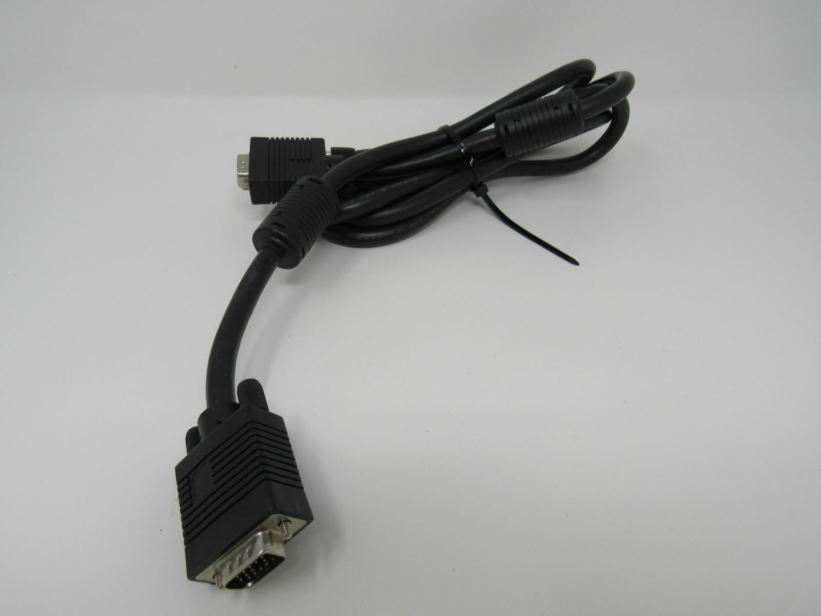 Standard VGA Computer Monitor Cable HD15 5.5ft Male