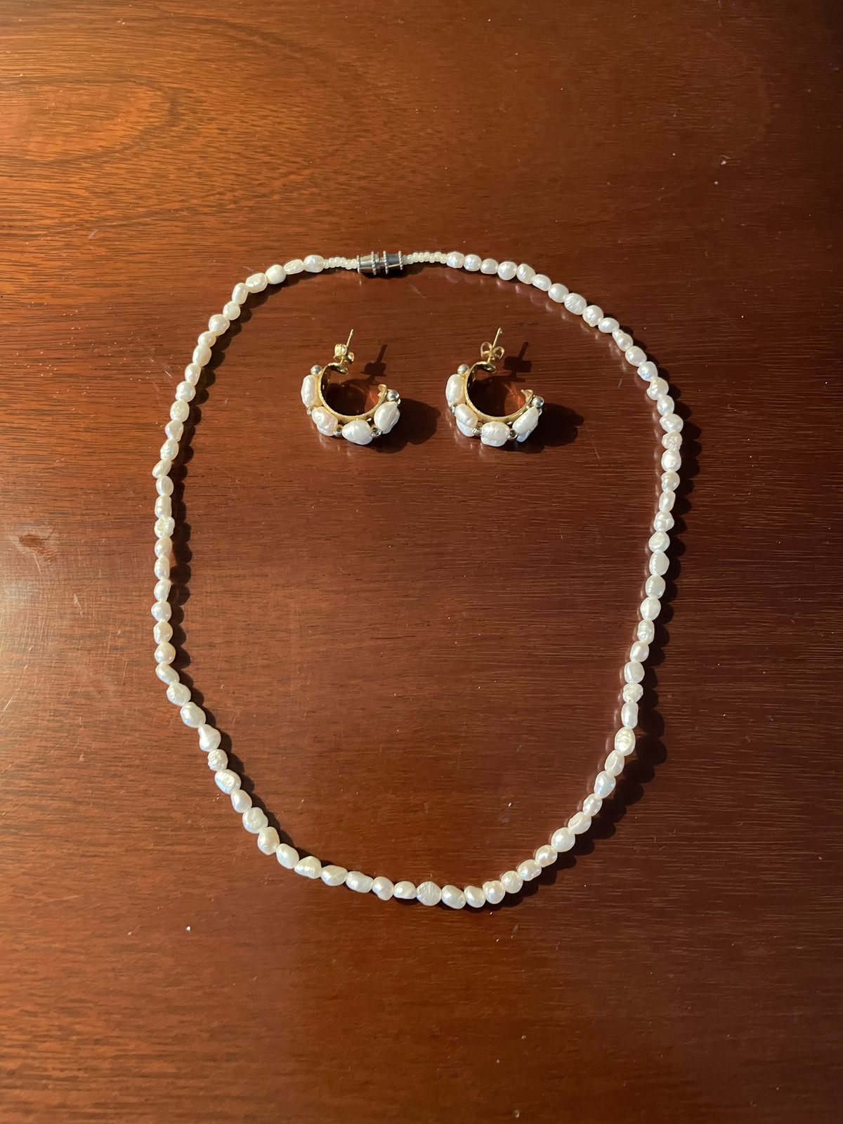 Fresh water pearl necklace and earring set