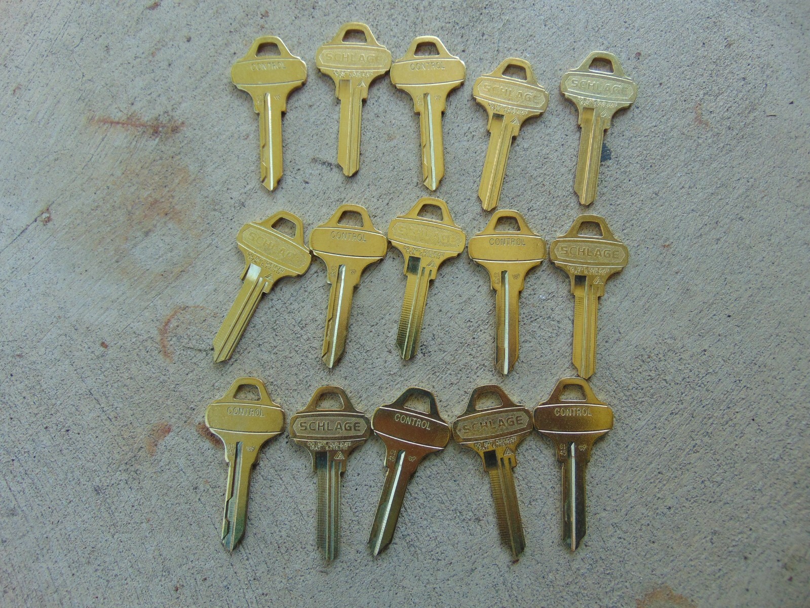 15  KEYS  CONTROL  EVEREST SCHLAGE C145  KEYS UNCUT    LOCKSMITH