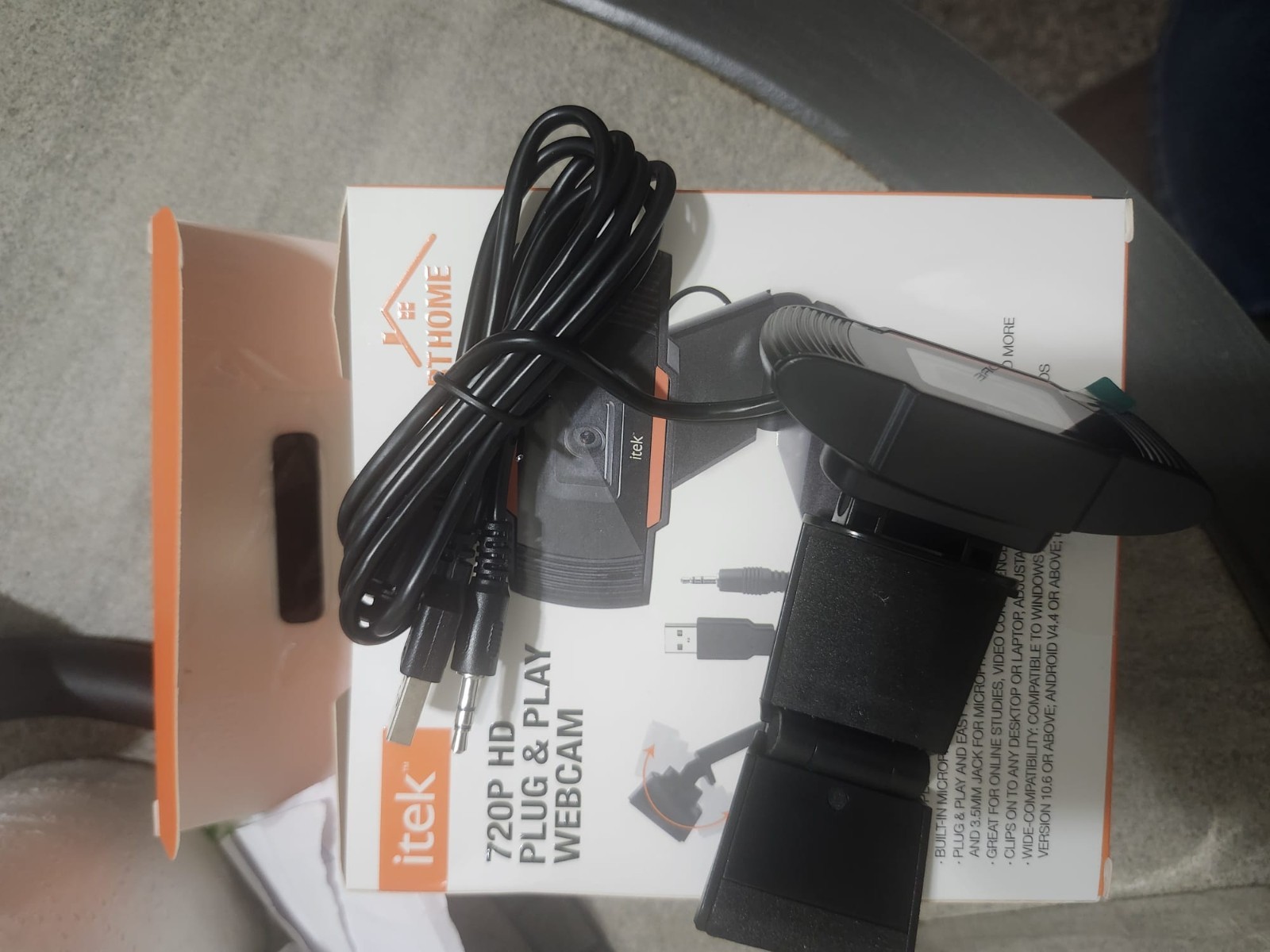 720P HD PLUG & PLAY WEBCAM