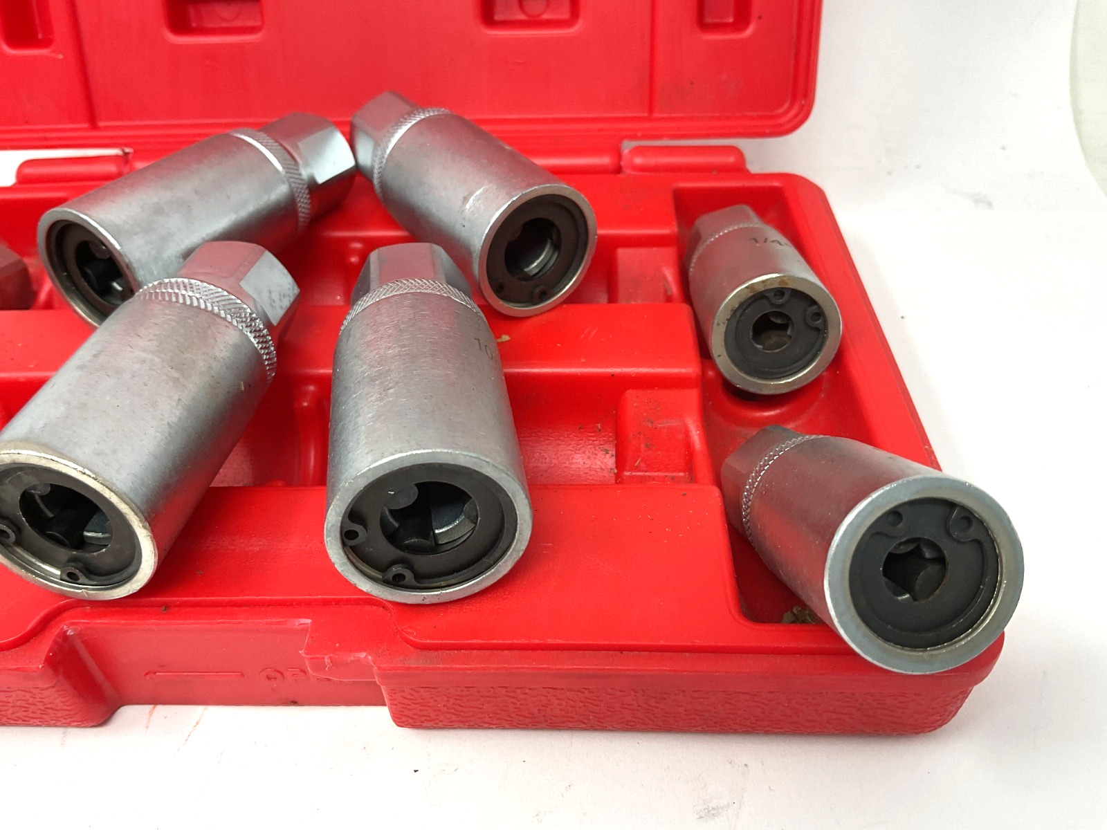 Stud Puller Set SAE Metric ADT Tools 6508 8 pc Set