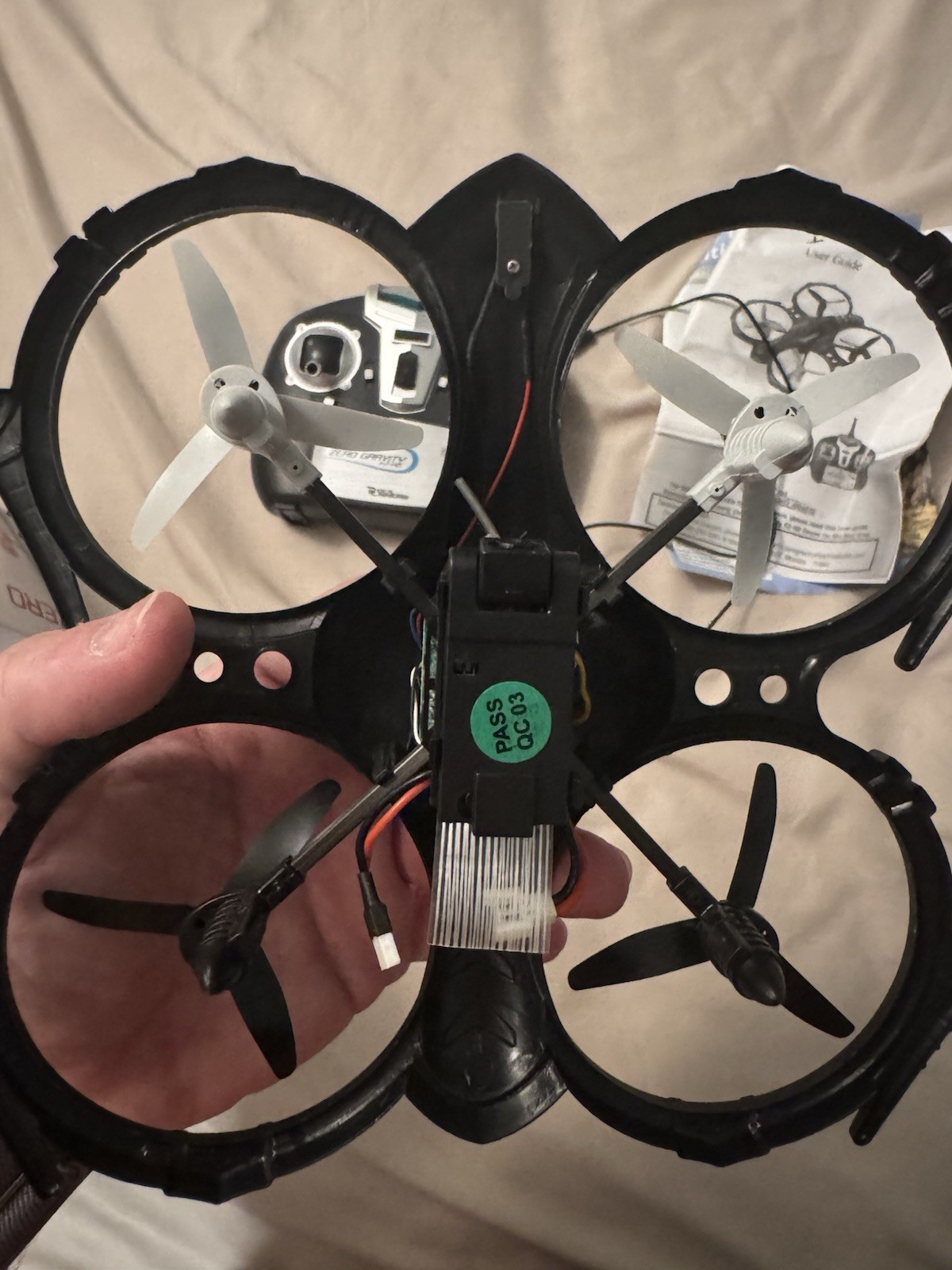 Drone Zero Gravity X2-HD Quadcopter HD Camera 360 Flips 4CH 70356