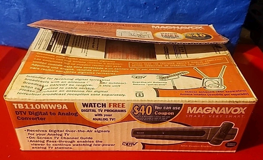 Brand New Magnavox TB110MW9 DTV Digital to Analog TV Converter Box with Remote