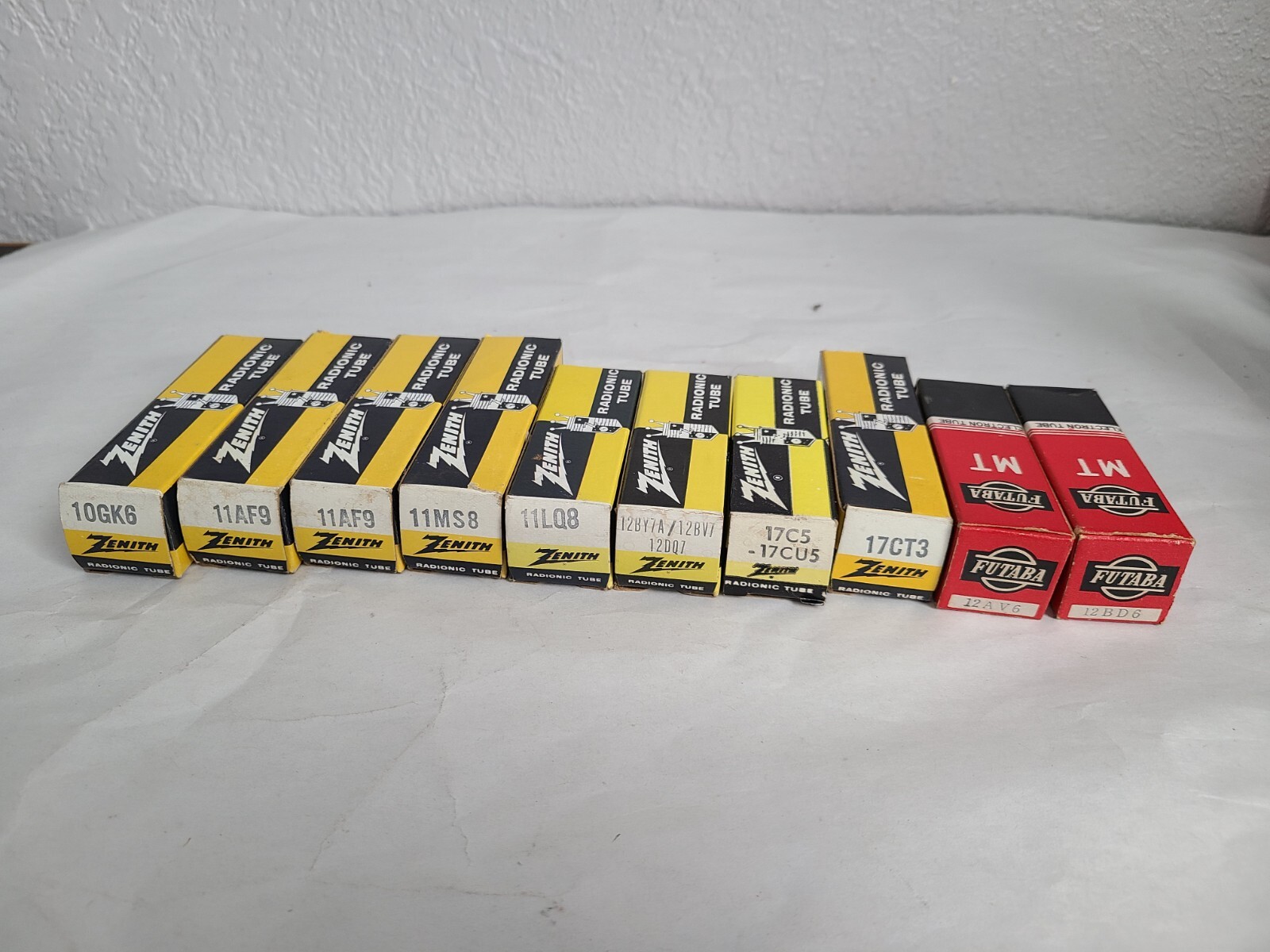 Lot 10 ZENITH/FUTABA Electronic Tubes w BOXES 10GK6, 11AF9, 17CT3, 12BD6 Etc