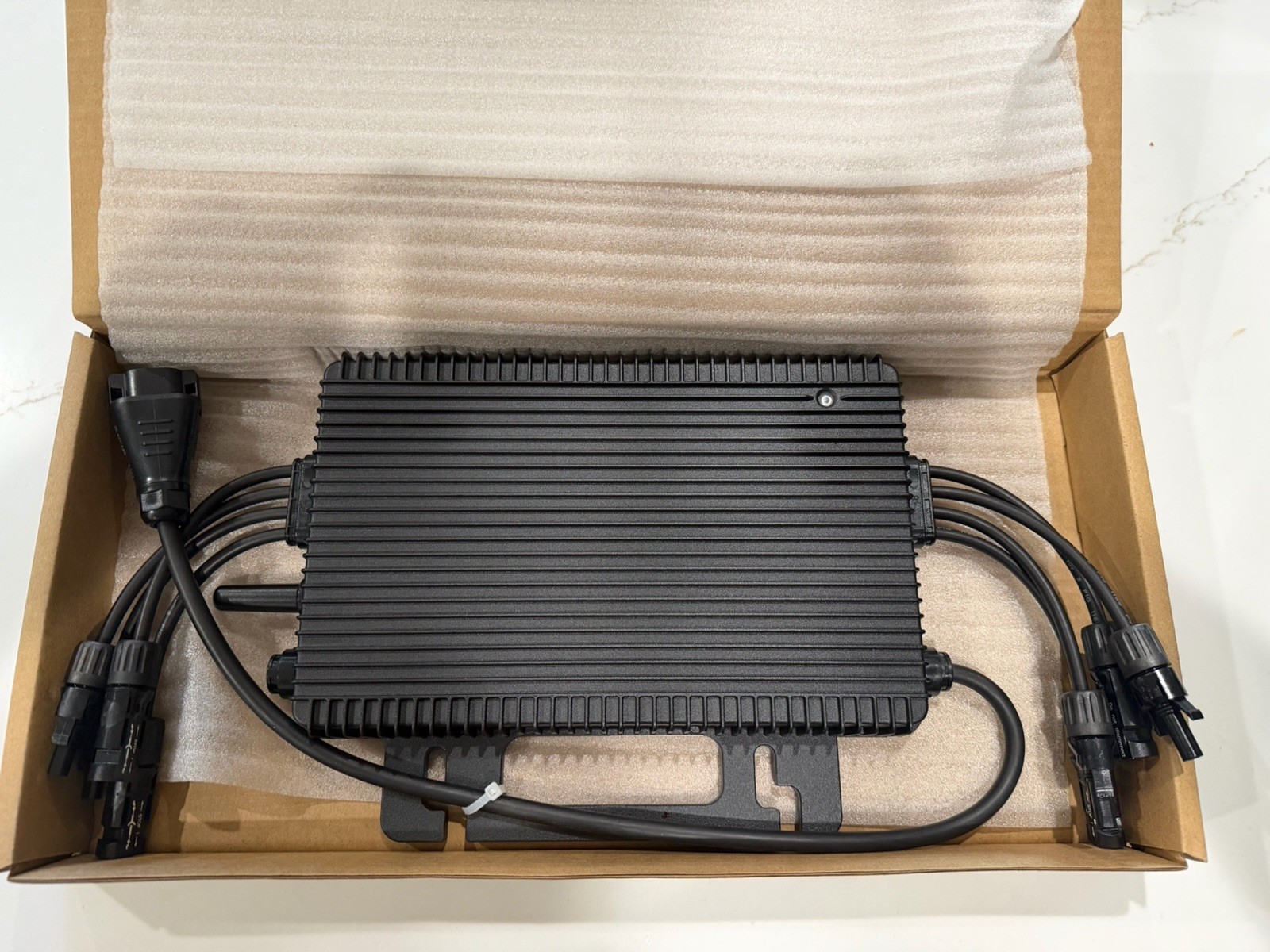 Hoymiles HM-1200NT 4-in-1 Microinverter Module Power 16-60Vdc 240Vac 60Hz 1200NT