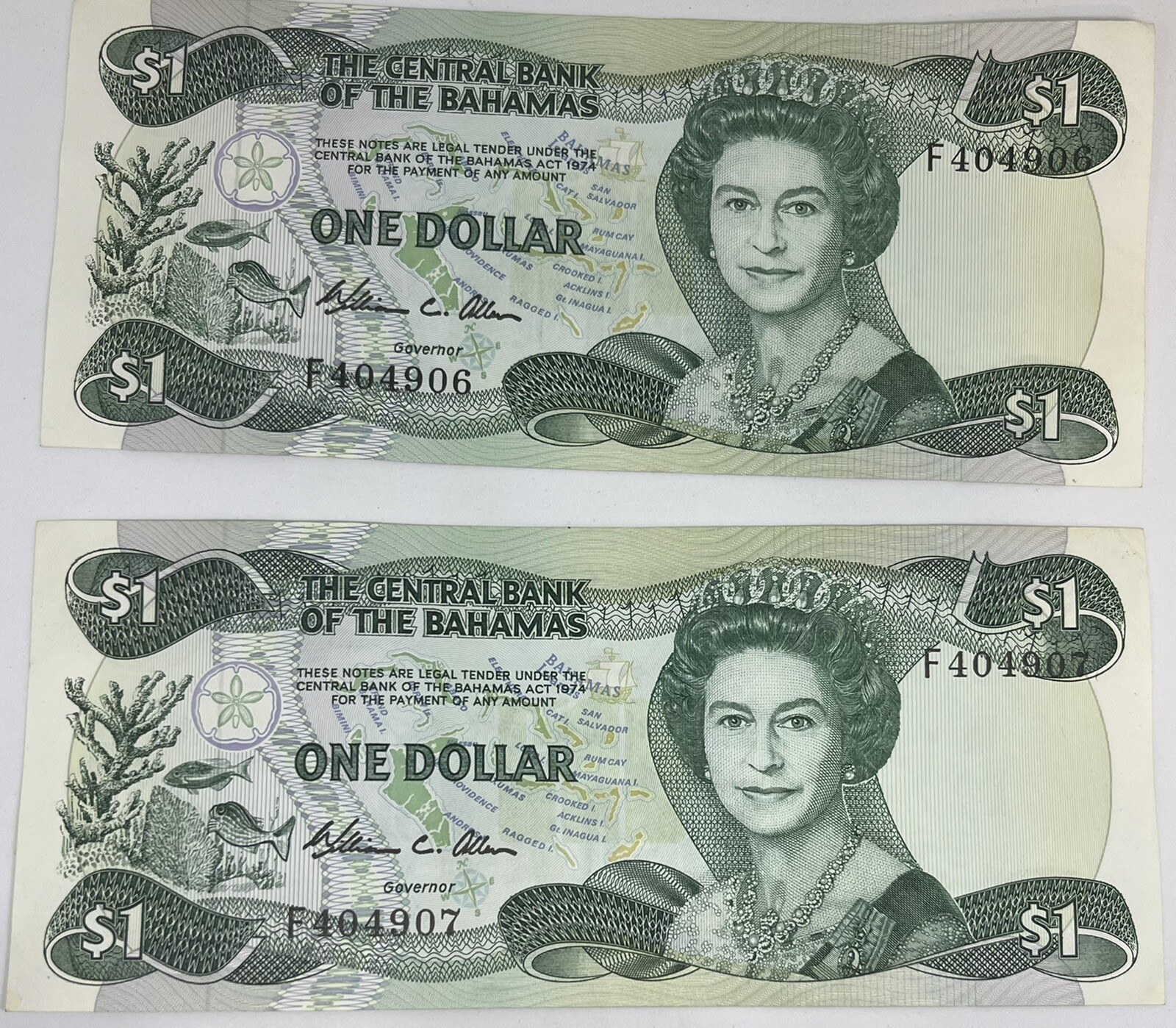 TWO Central Bank of Bahamas One Dollar Banknotes Consecutive Numbers