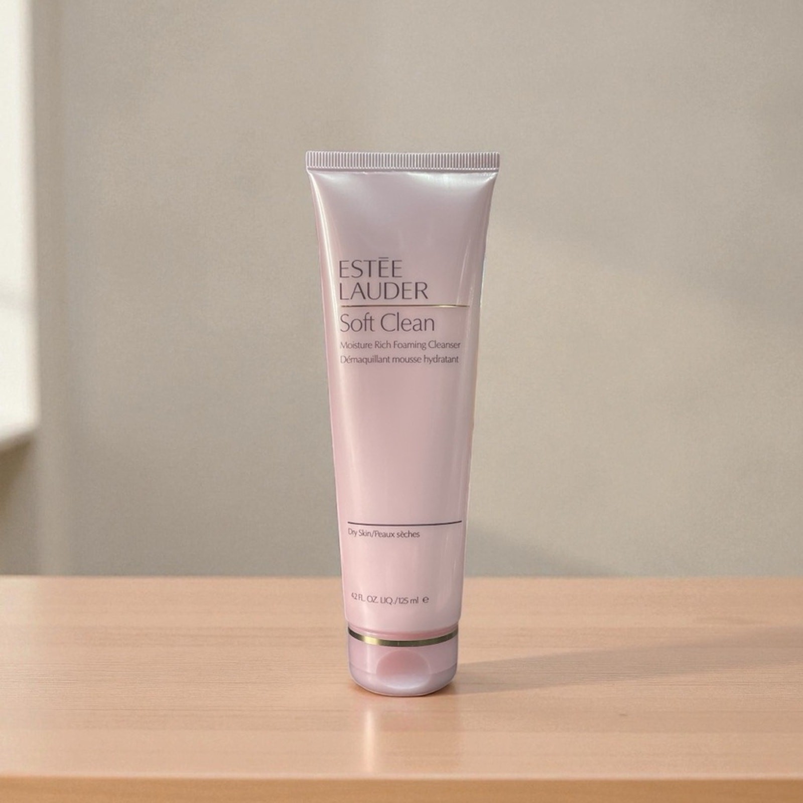 Estee Lauder Soft Clean Foaming Cleanser 4.2 oz MSRP $29