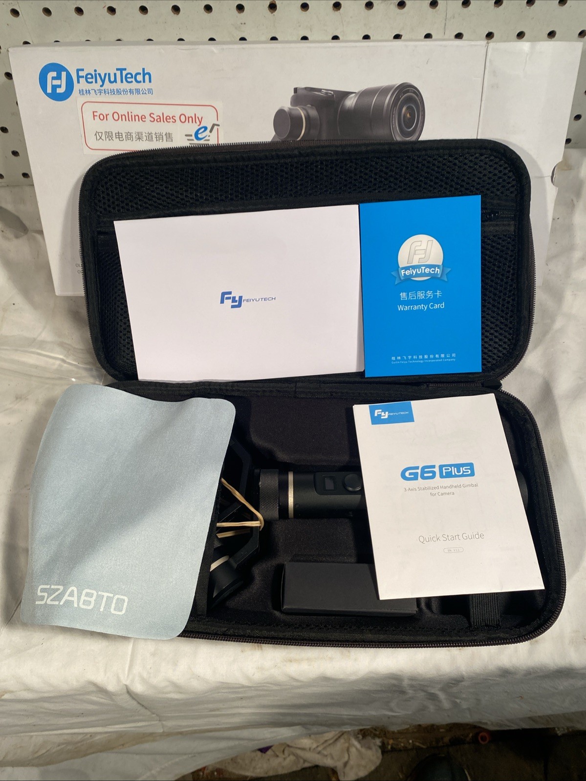 FeiyuTech G6 Plus 3-Axis Stabilized Handheld Gimbal