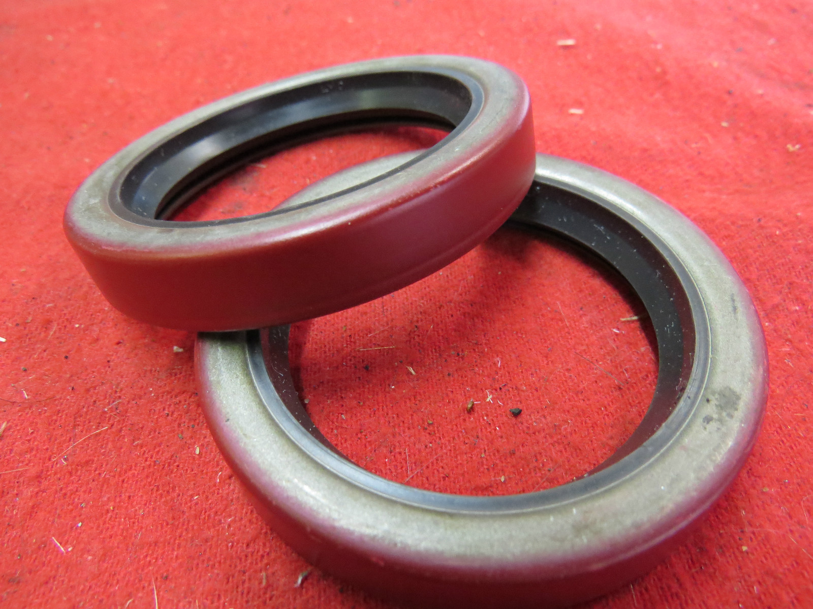 1938-48 Ford NEW rear wheel grease seals Top Quality Neoprene          78-1175