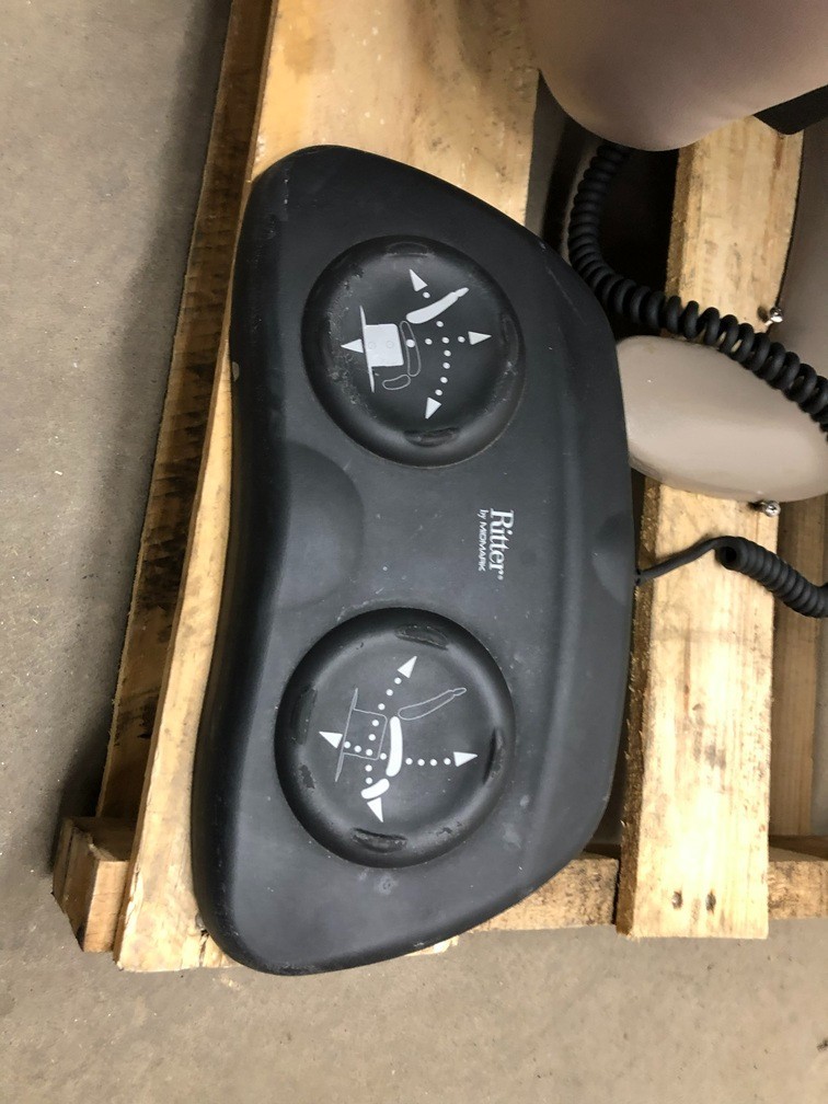 Ritter 75e Power Examination Table Model 230-004