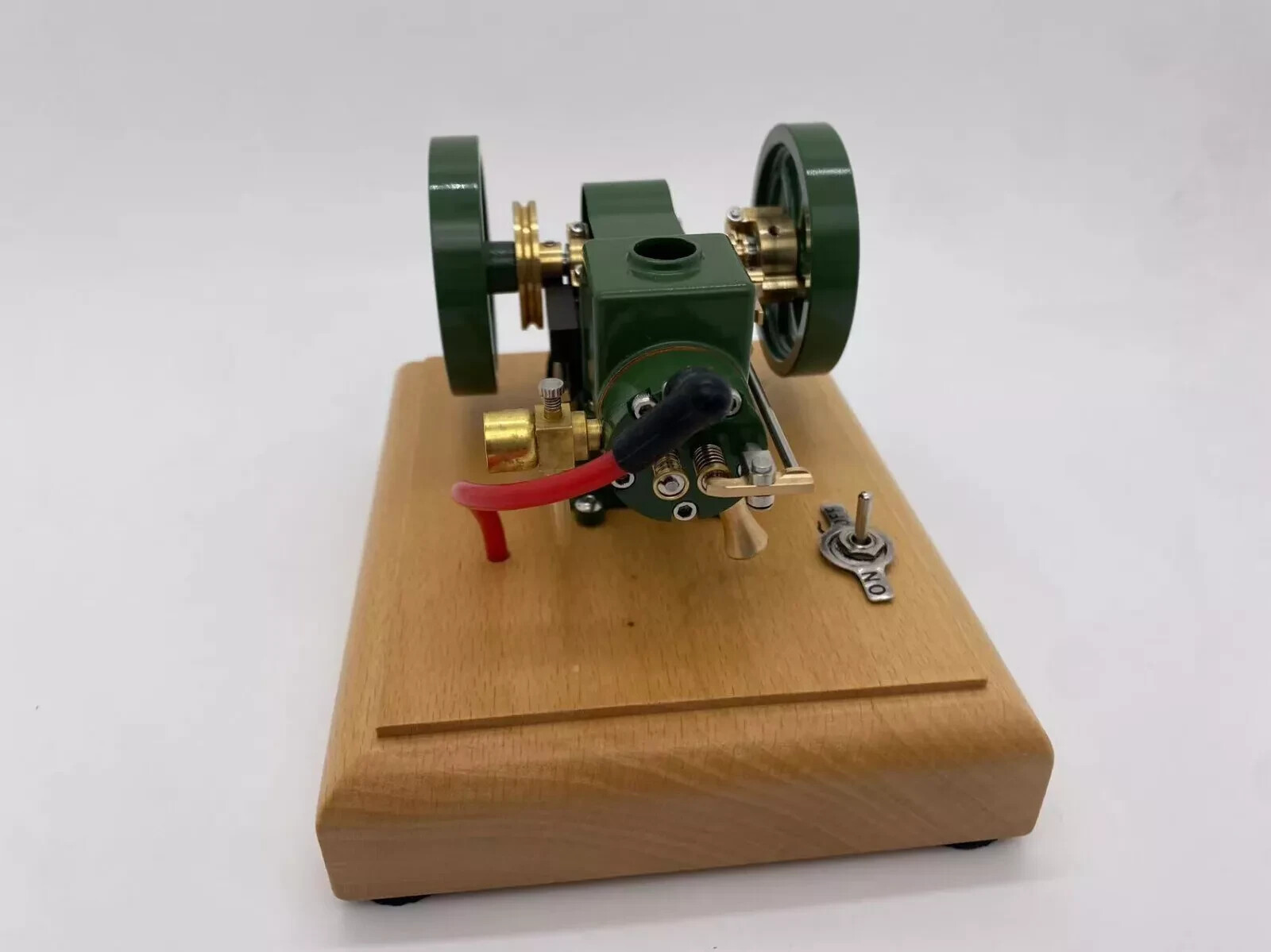 Hit and Miss Complete Engine Model M17 model
