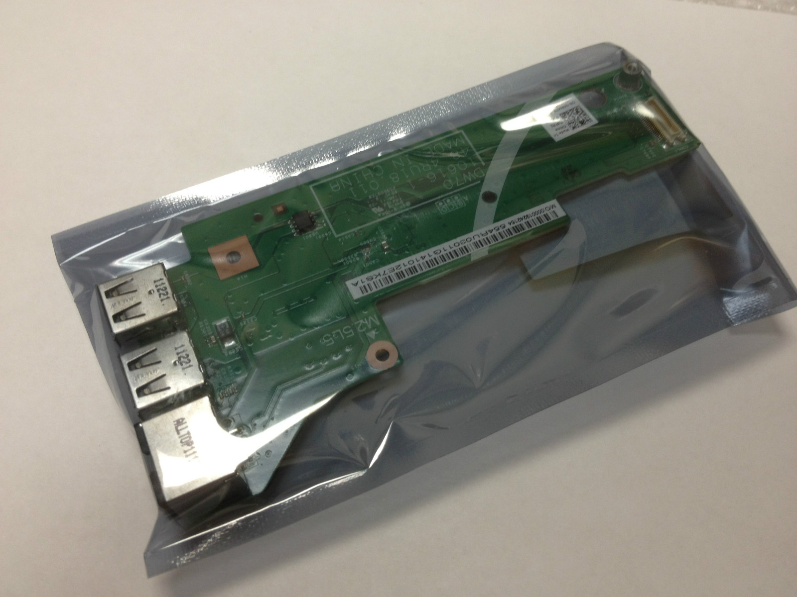 New Genuine Dell Vostro 3700 LAN USB Daughterboard 10616-1 48.4RU18.011 - 6M47X