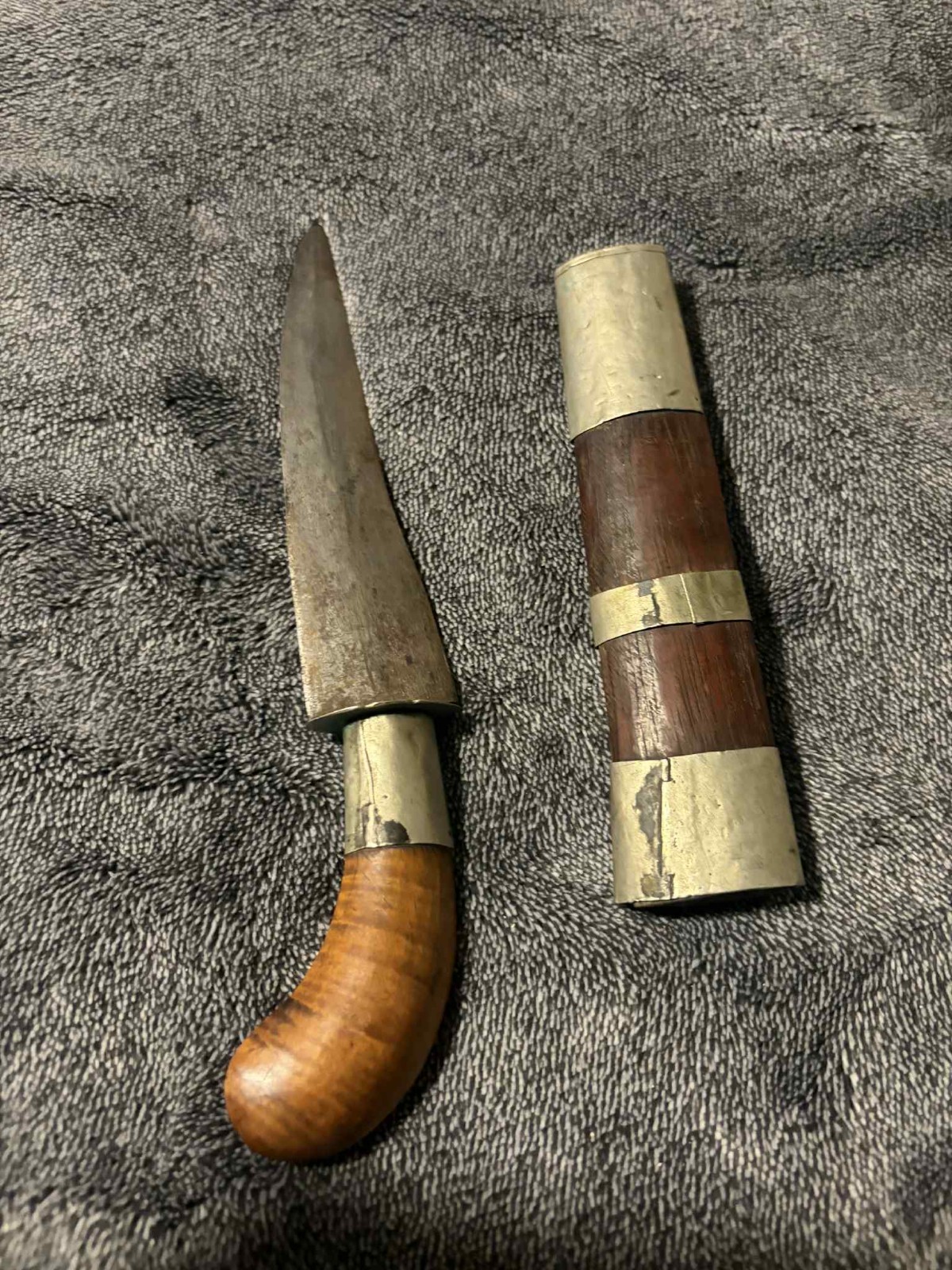 Original Antique Philippine MORO DATU PINAL Dagger 8”