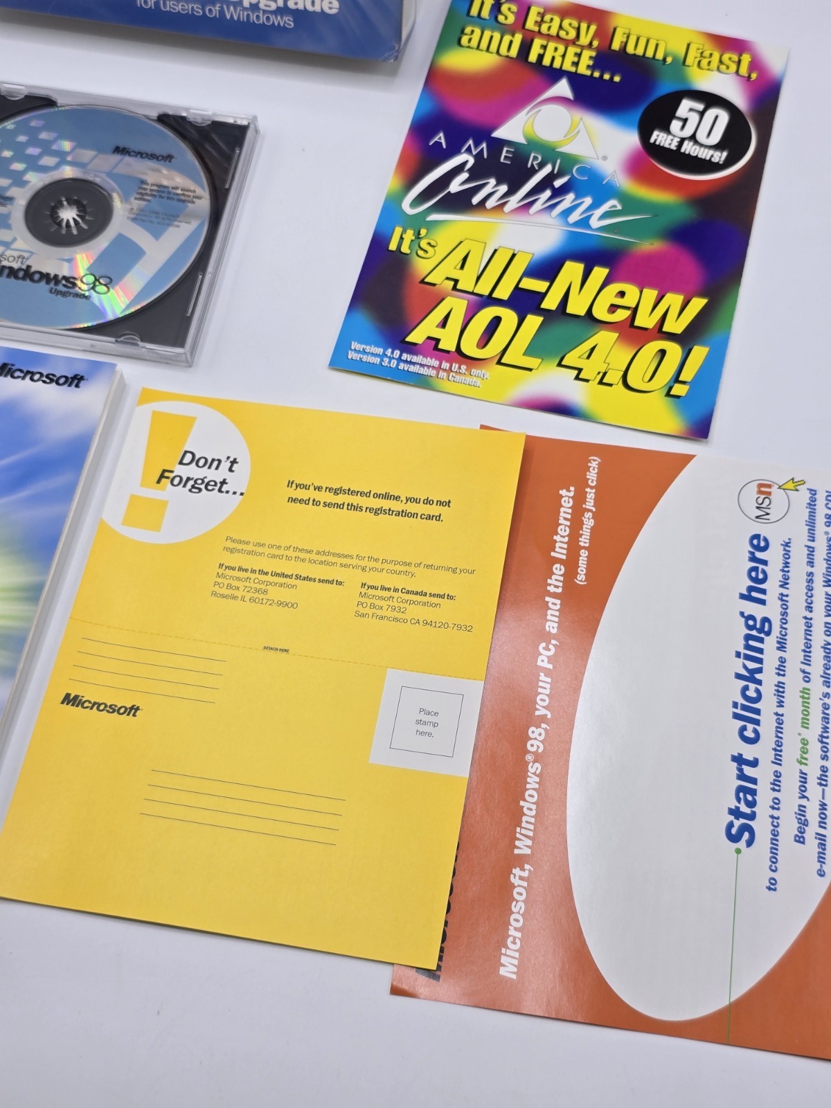 Microsoft Windows 98 Upgrade New Version CD-ROM w/Product Key & Book Big Box