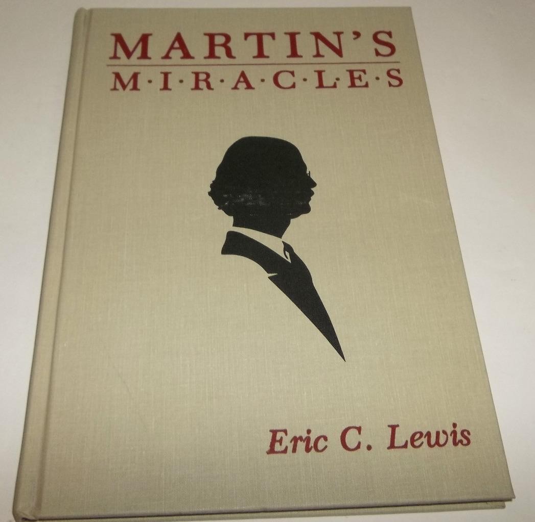 1985 Martin’s Miracles Magic Book Close Up Tricks BY Lewis  First Edition HB