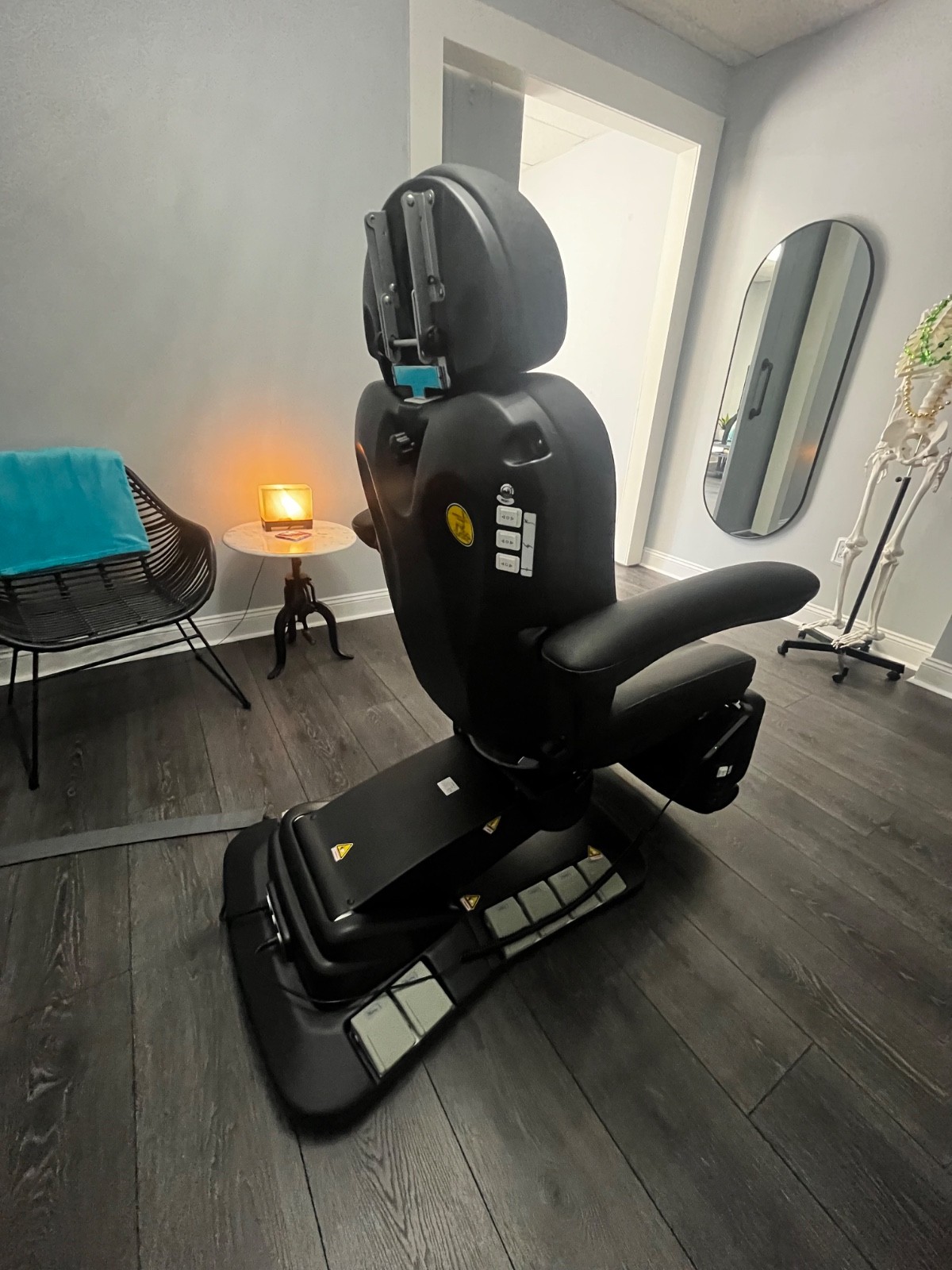 SkinAct HILUX ELECTRIC TREATMENT TABLE