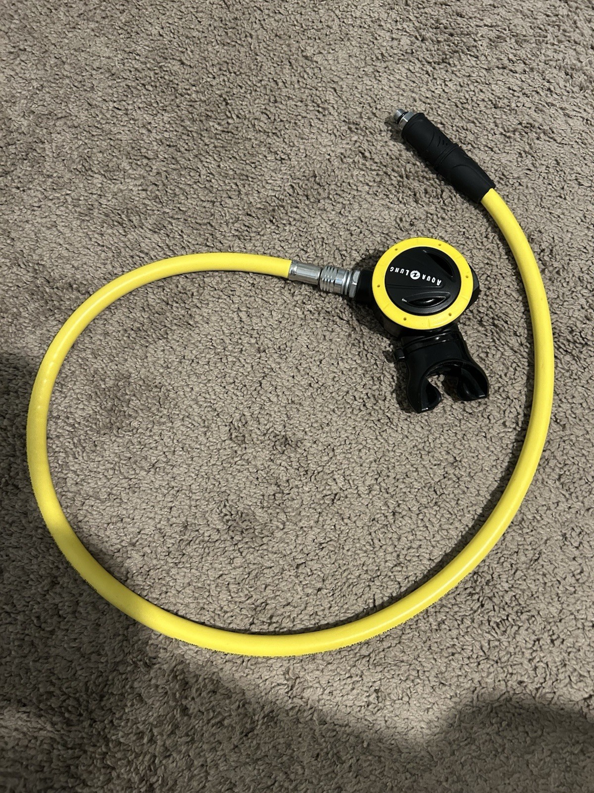 Aqualung scuba octopus