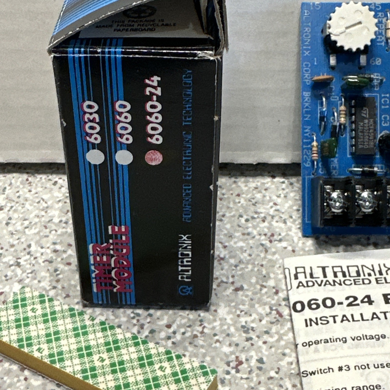 ** NEW ** ALTRONIX 6060-24 Timer