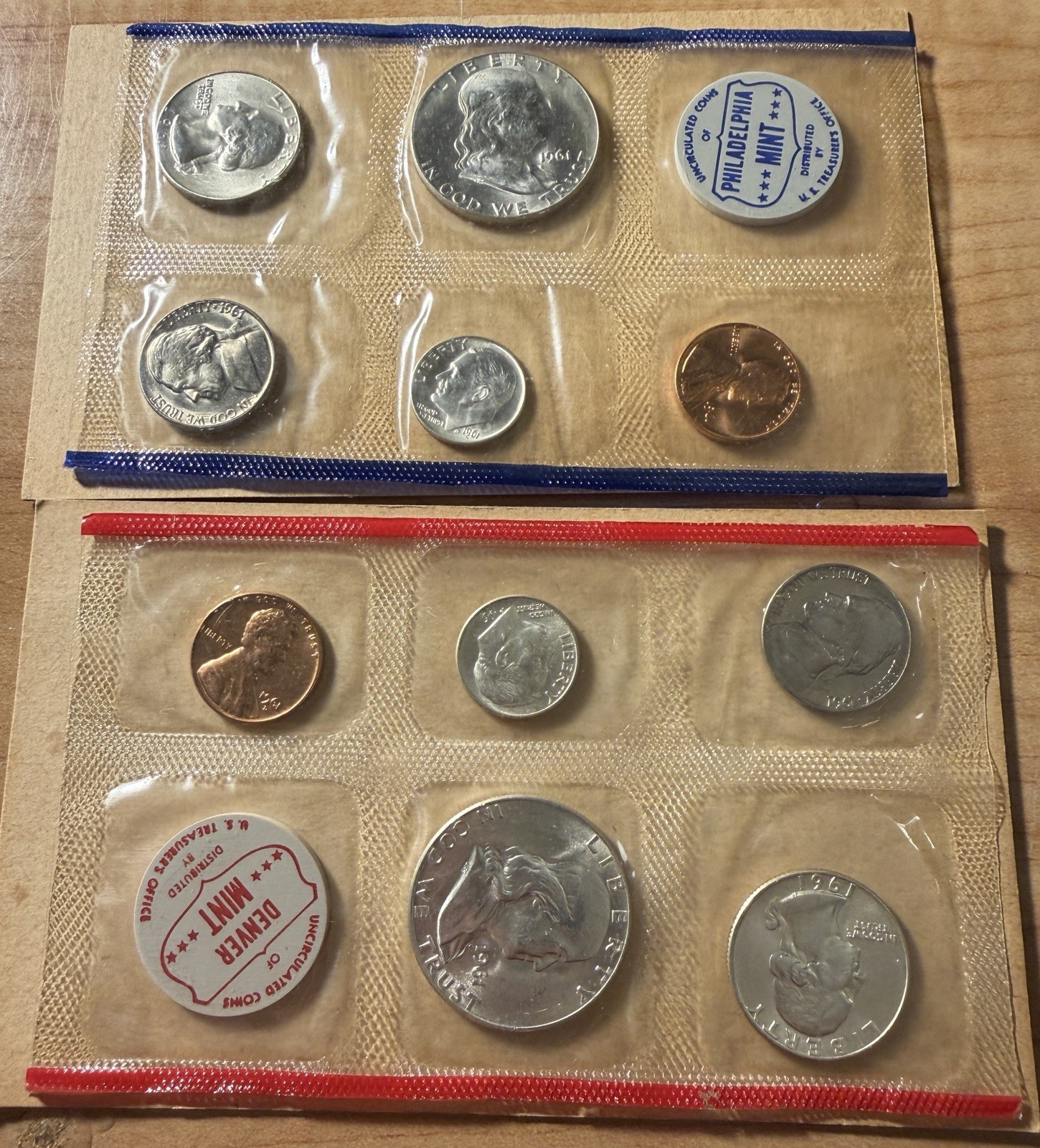 (1) 1961  US MINT SILVER P & D Set,  in all OGP,  w/ 90%  SILVER COINS