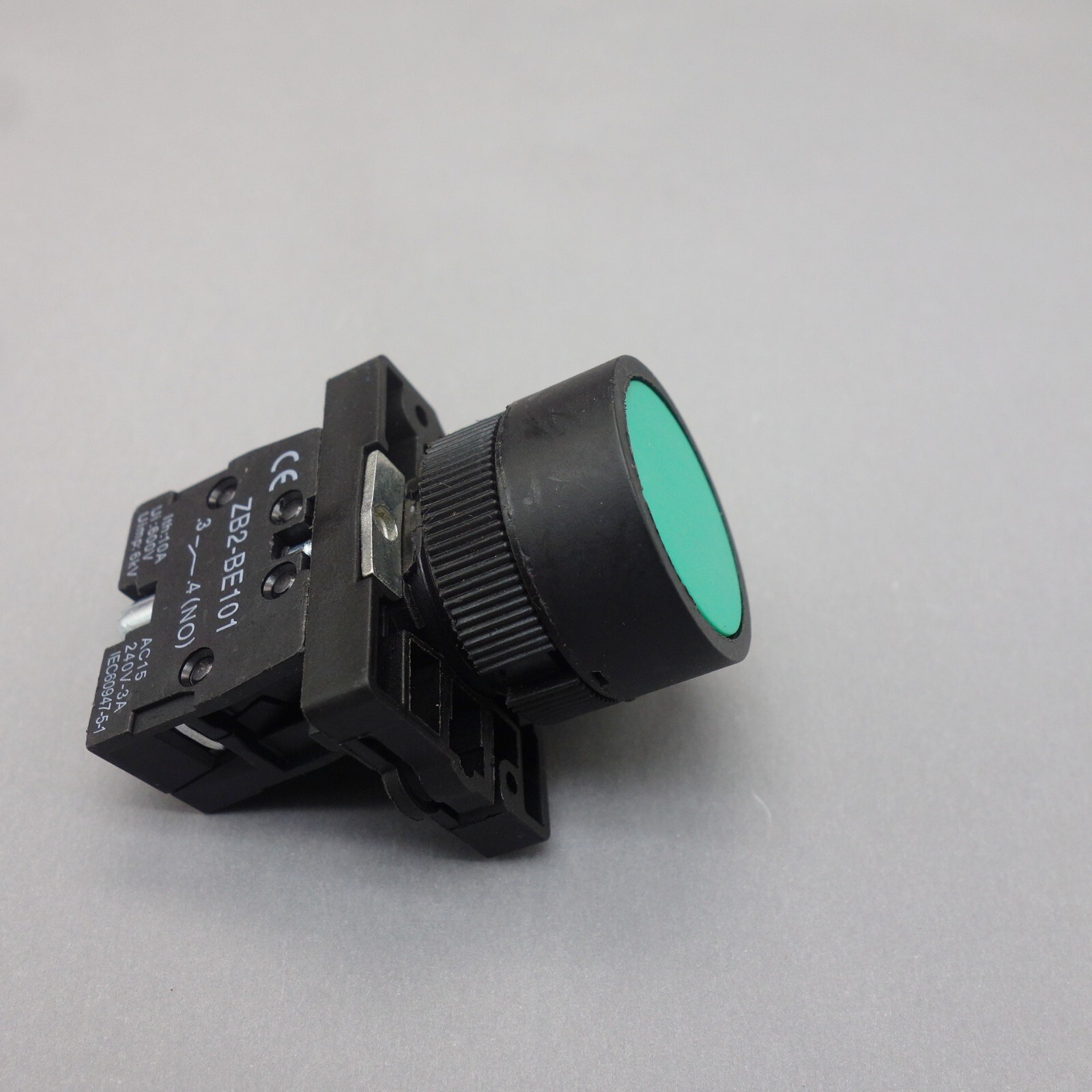 2PCS 22MM PUSHBUTTON SWITCH FITS XB2EA31 Green 1No flush push Momentary Plastic