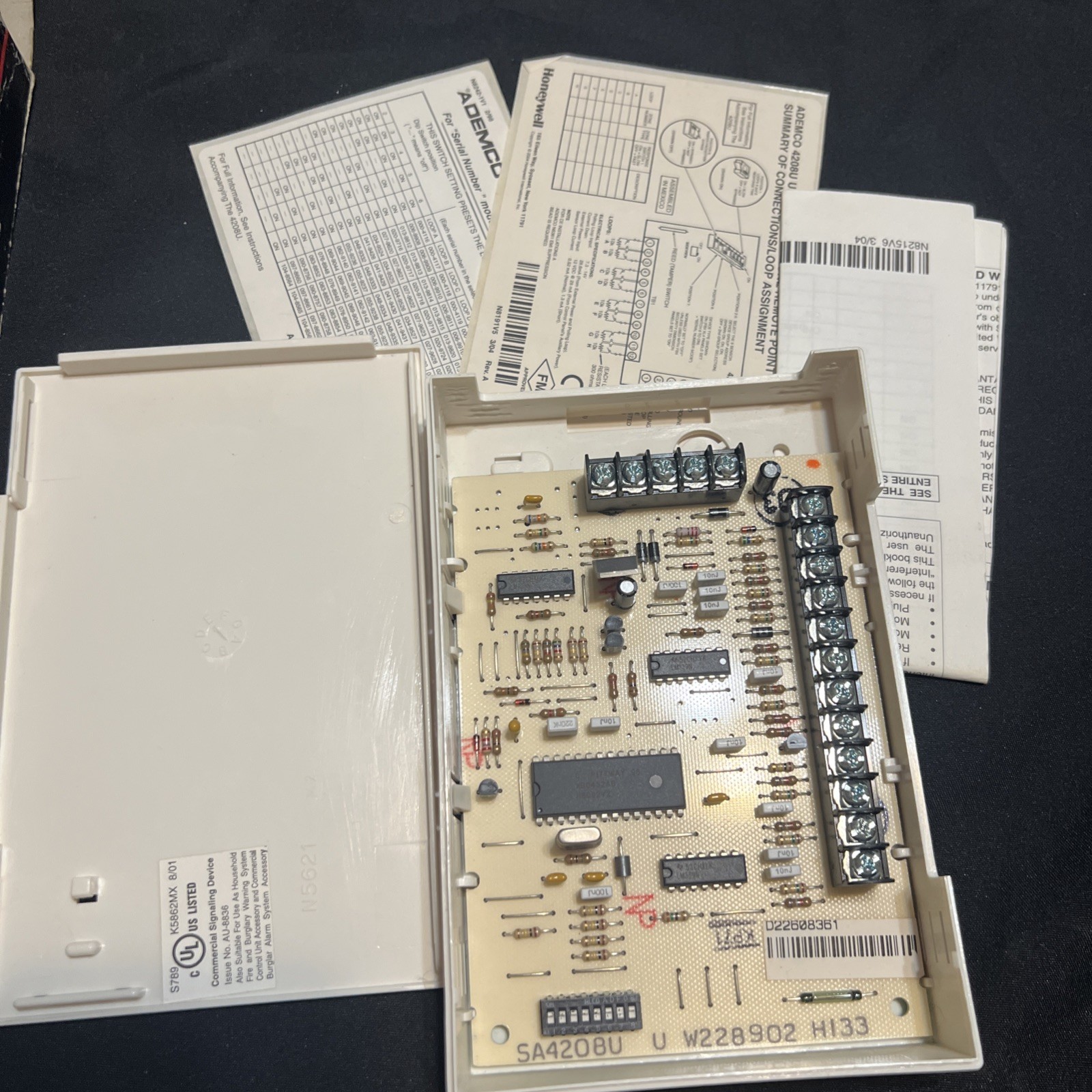 ADEMCO 4208U 8 Zone Remote Point Module, Dip Switch or Serial Number