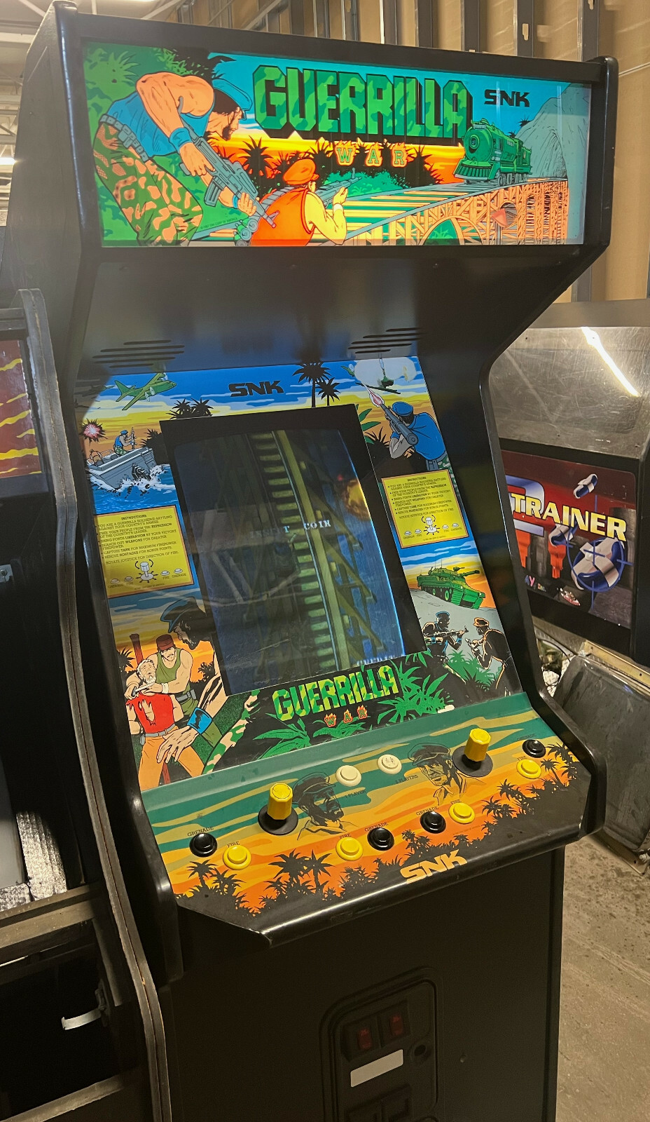 GUERRILLA WAR ARCADE MACHINE by SNK 1987 (Excellent Condition) *RARE*