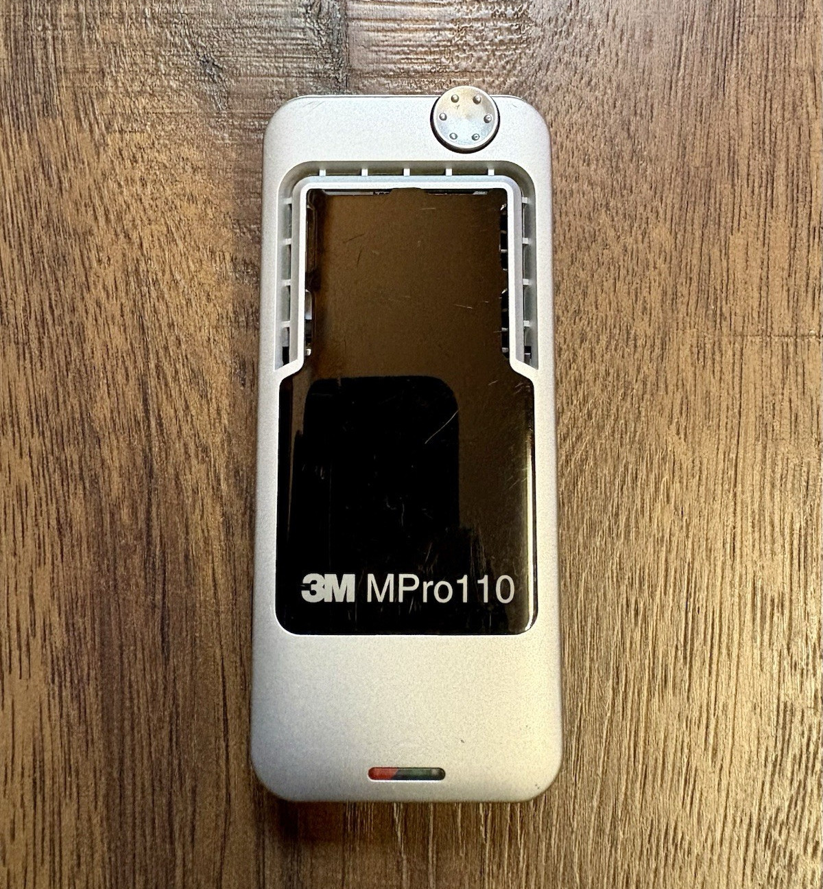 3M MPro110 DLP Pico Projector 4:3 640x480 10 ANSI VGA/SVGA Composite