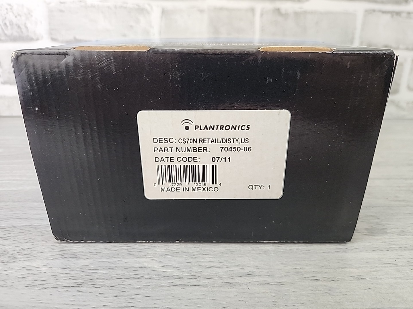 Plantronics CS70N Professional Wireless Headset System New Factory Sealed