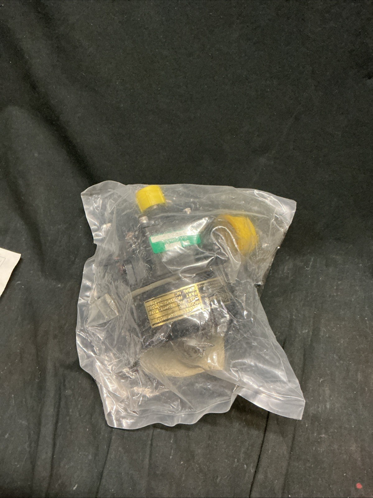 Oxygen Regulator; MPN 1996-23005-4; S/N 014; Serviceable