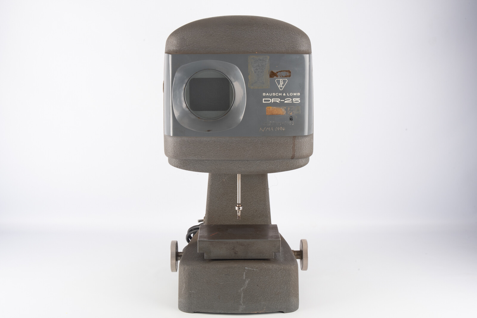 Bausch & Lomb Model DR-25 Optical Gage TESTED AND WORKING V02